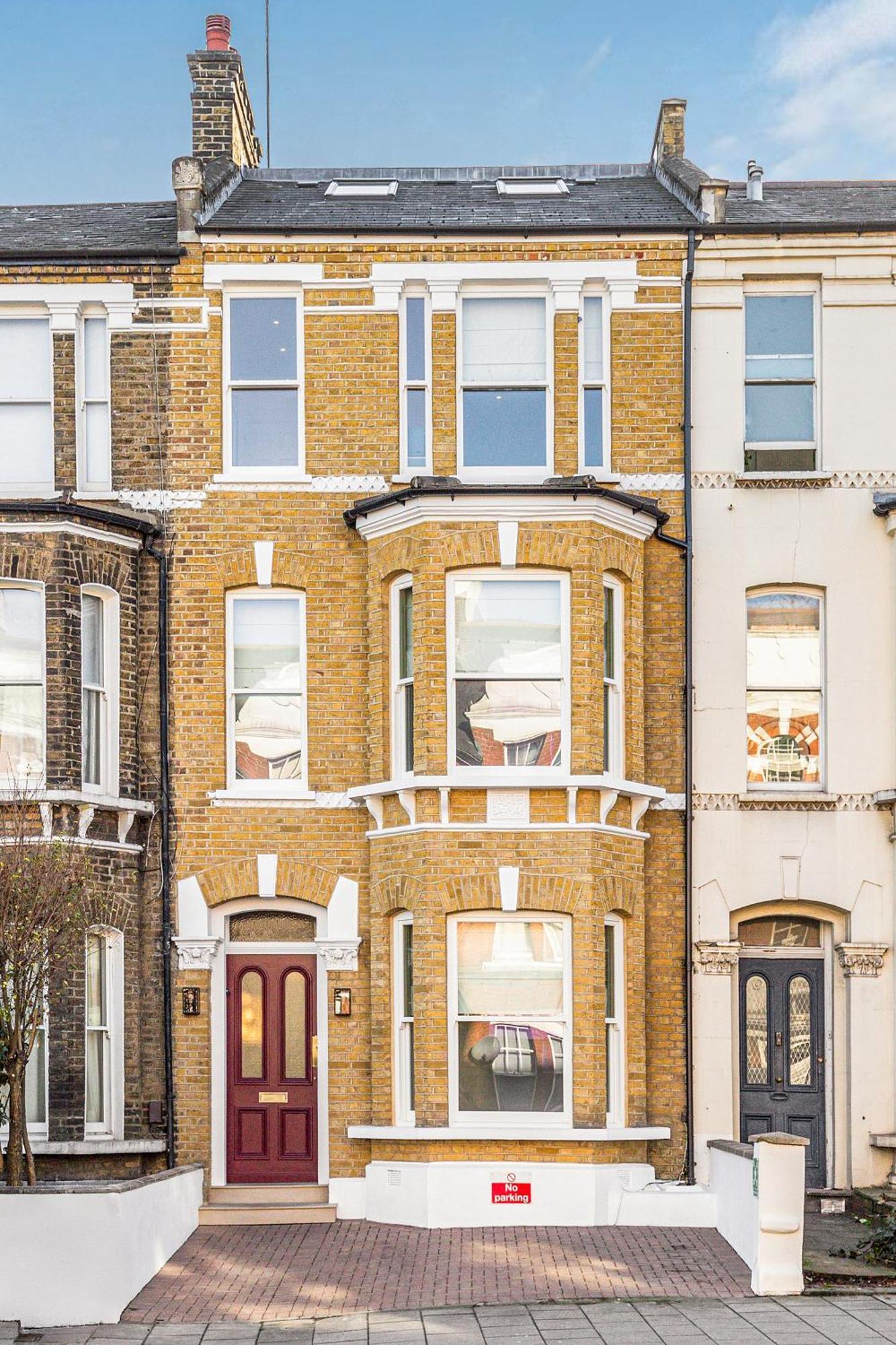 Clapham Guest house London