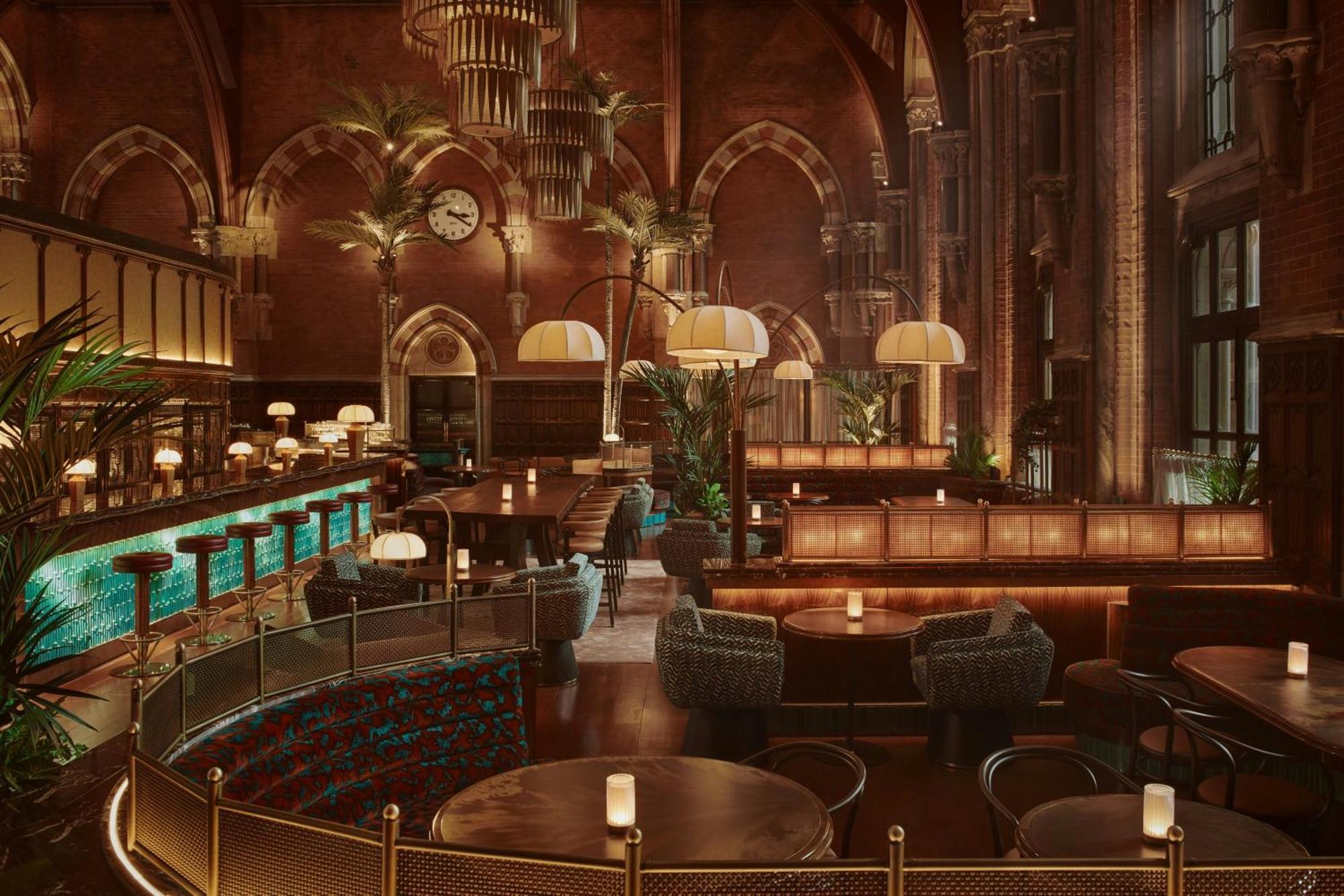 St. Pancras Renaissance Hotel 5*