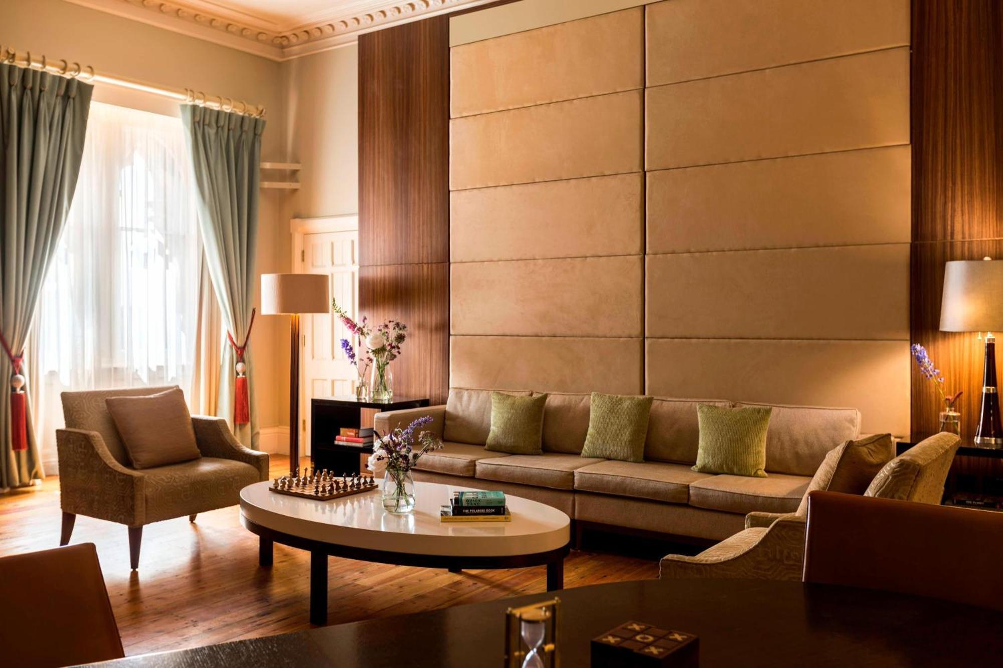 St. Pancras Renaissance Hotel 5*
