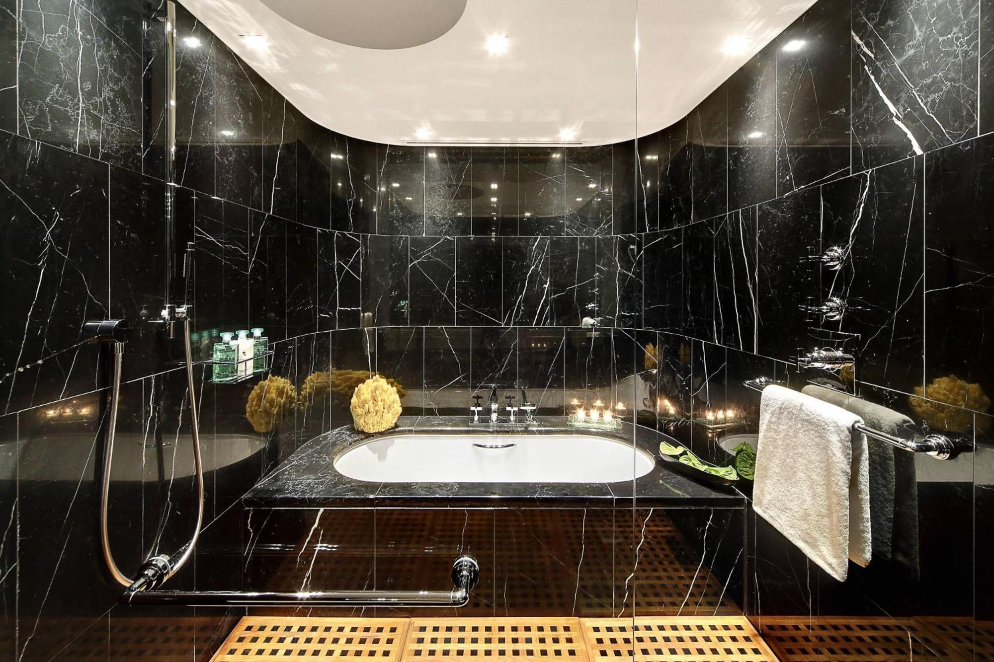 Bvlgari 5*