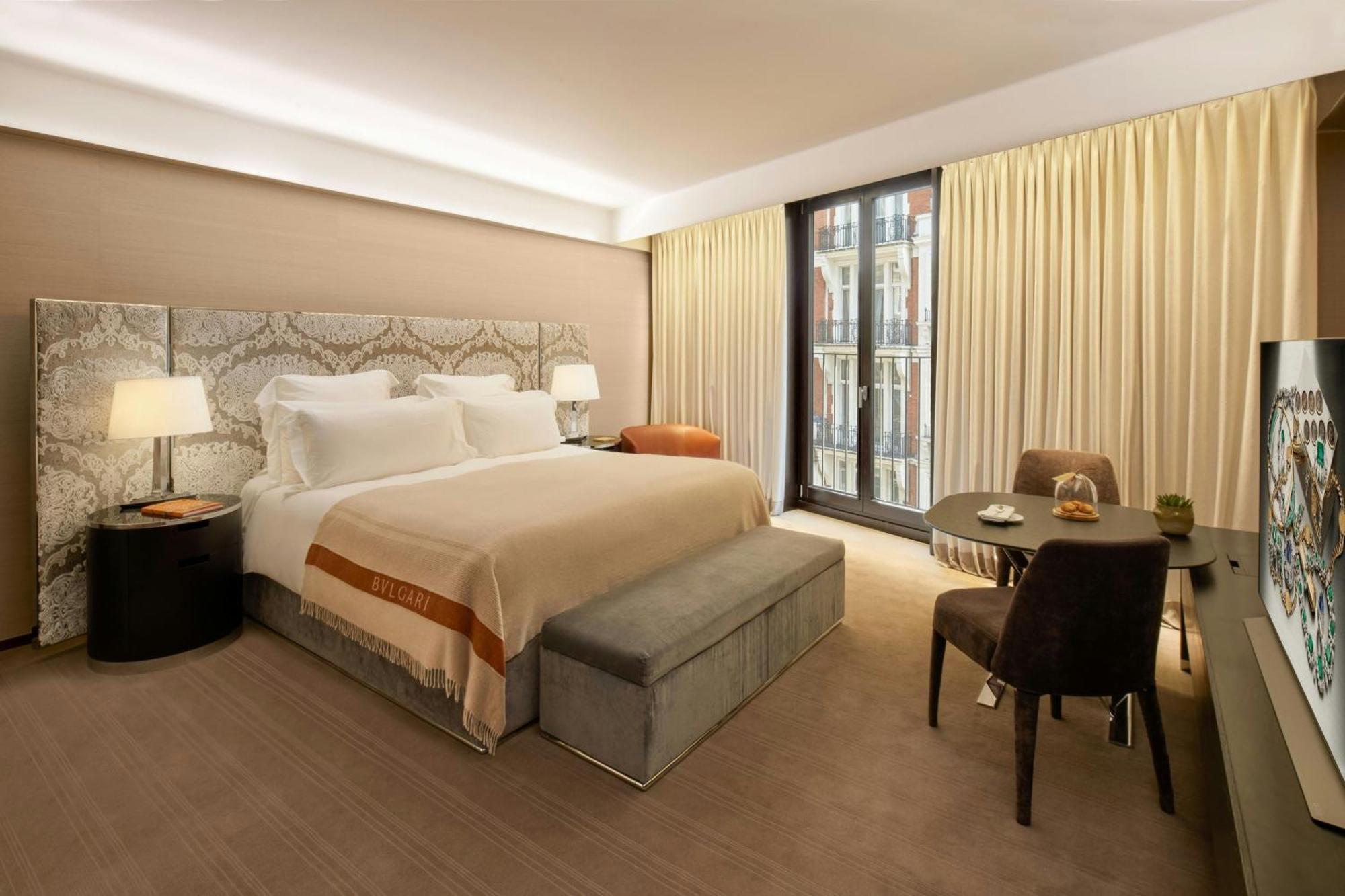 Hotel Bvlgari 5*