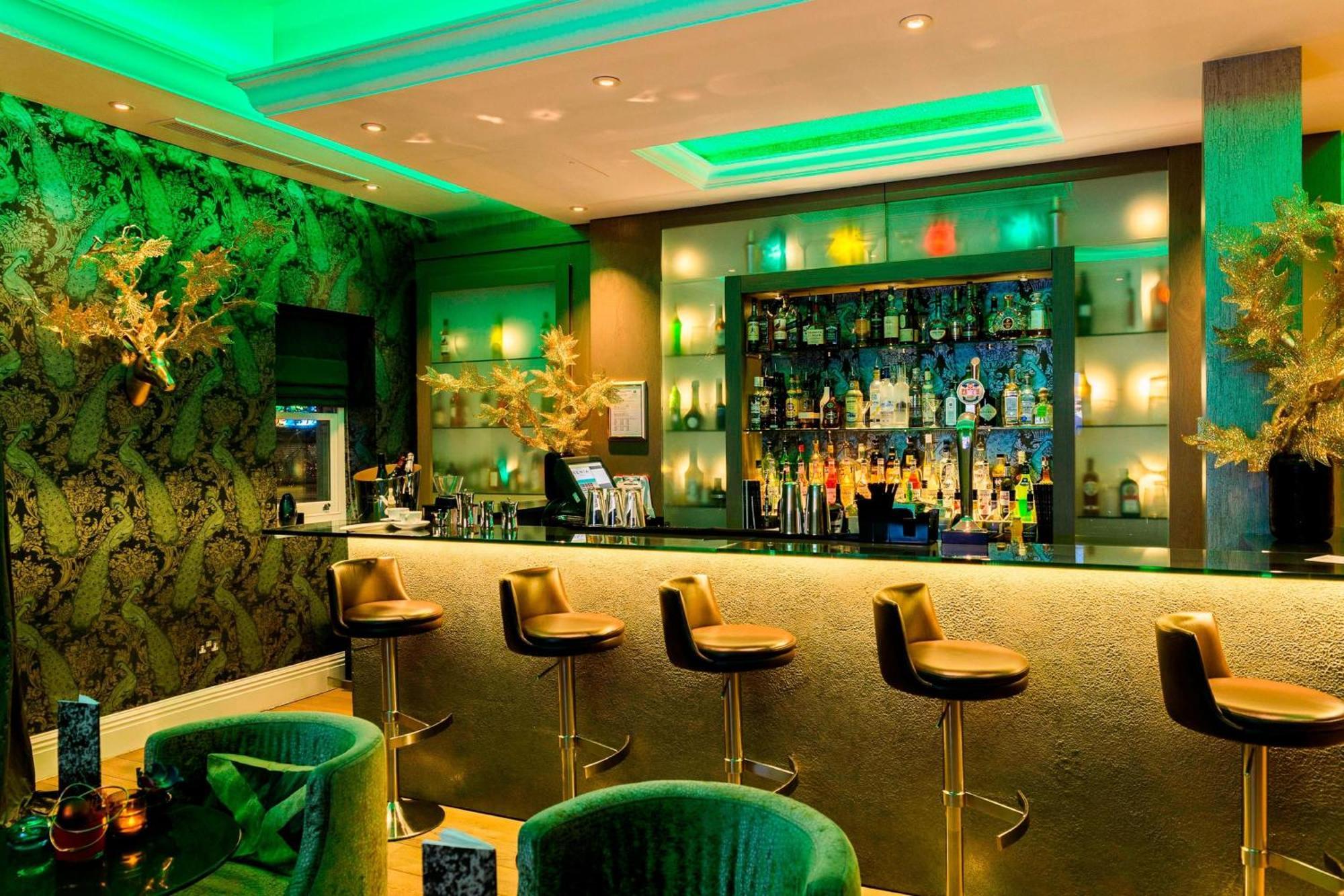 Xenia - Autograph Collection Hotel 4*