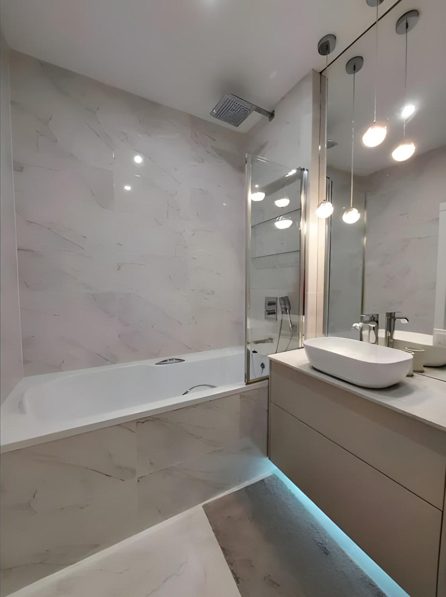 Apartment Hyde Park Elegance Escape : & Cozy *