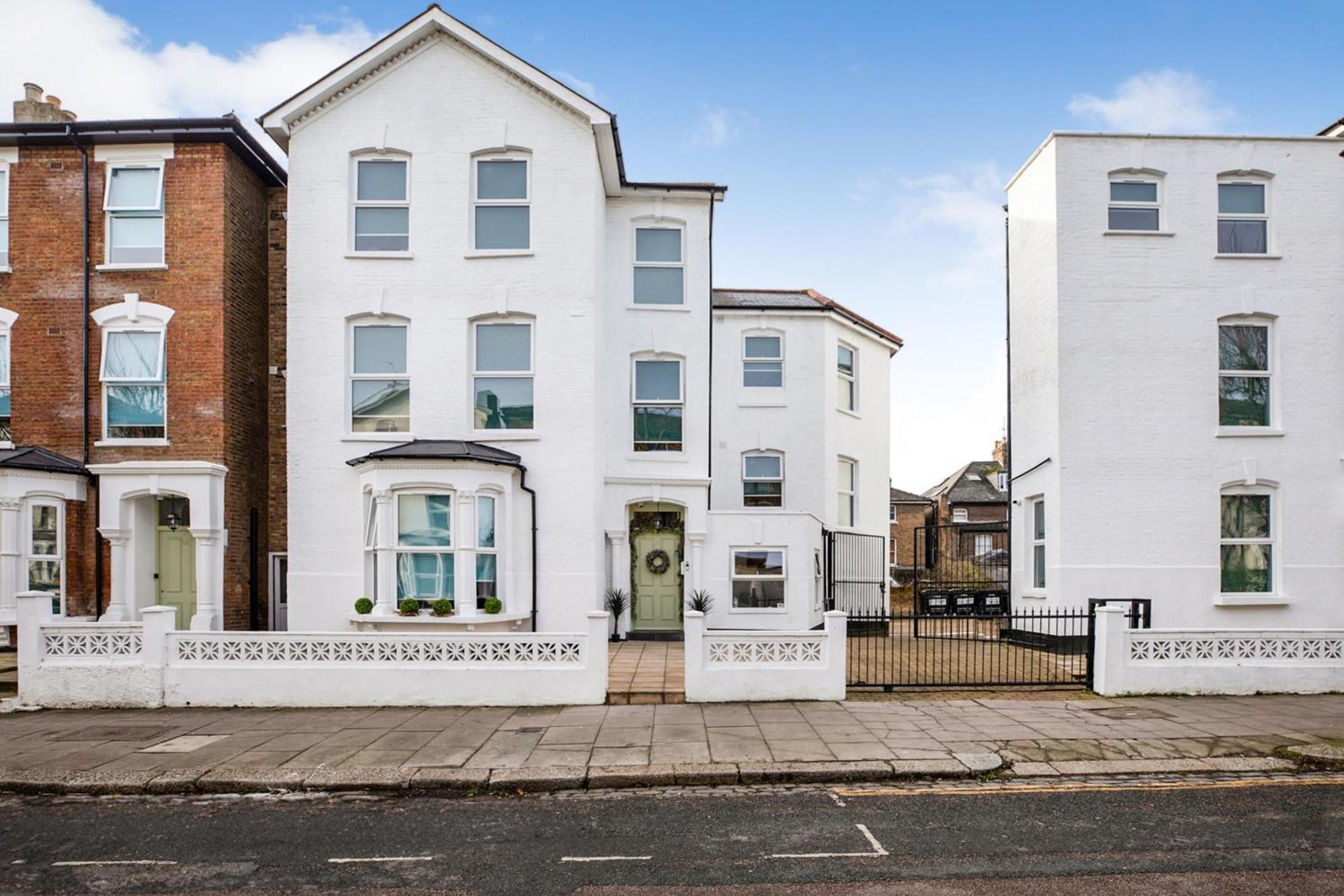 The Chapter - Finsbury Park Bed & Breakfast Londen