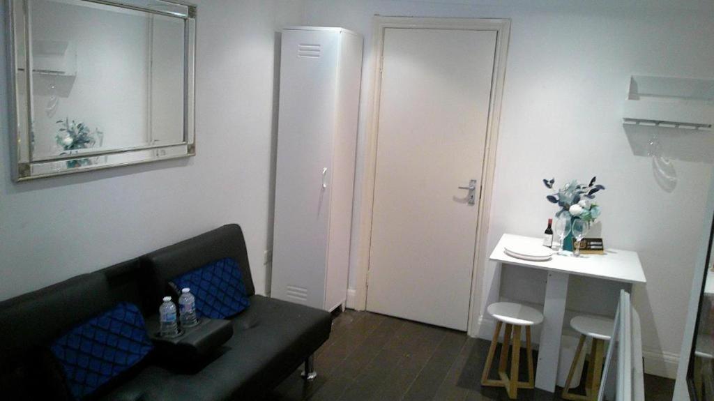 Stylish & Cozy 1 Bed In The Heart Of Shepherd Bush * London