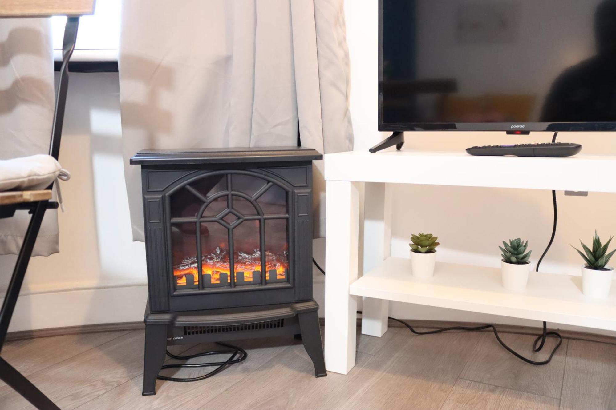 Cosy With Kitchenette And Private Bathroom - 15mins To London! Apartment *