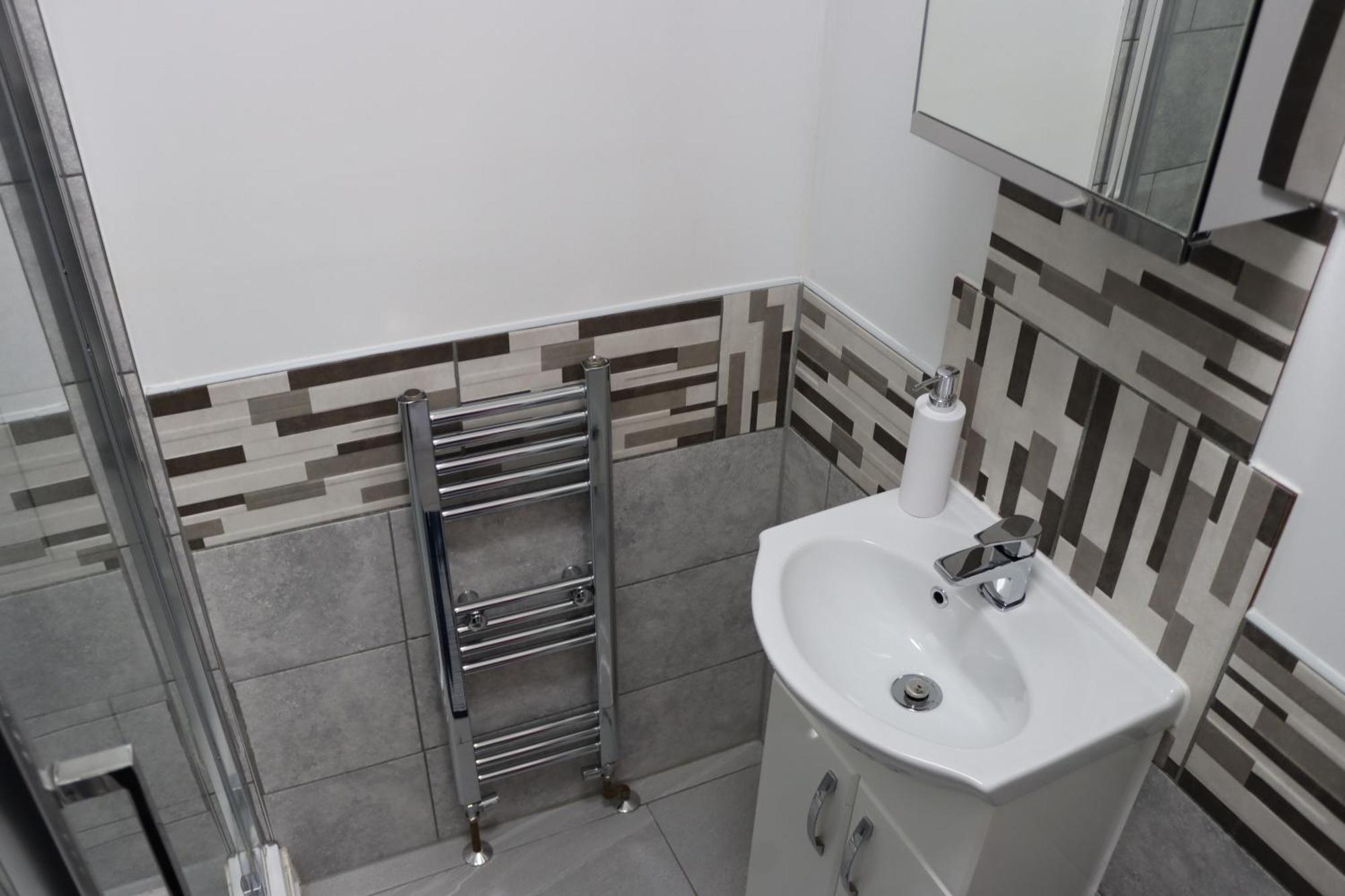 Apartment Cosy With Kitchenette And Private Bathroom - 15mins To London! *