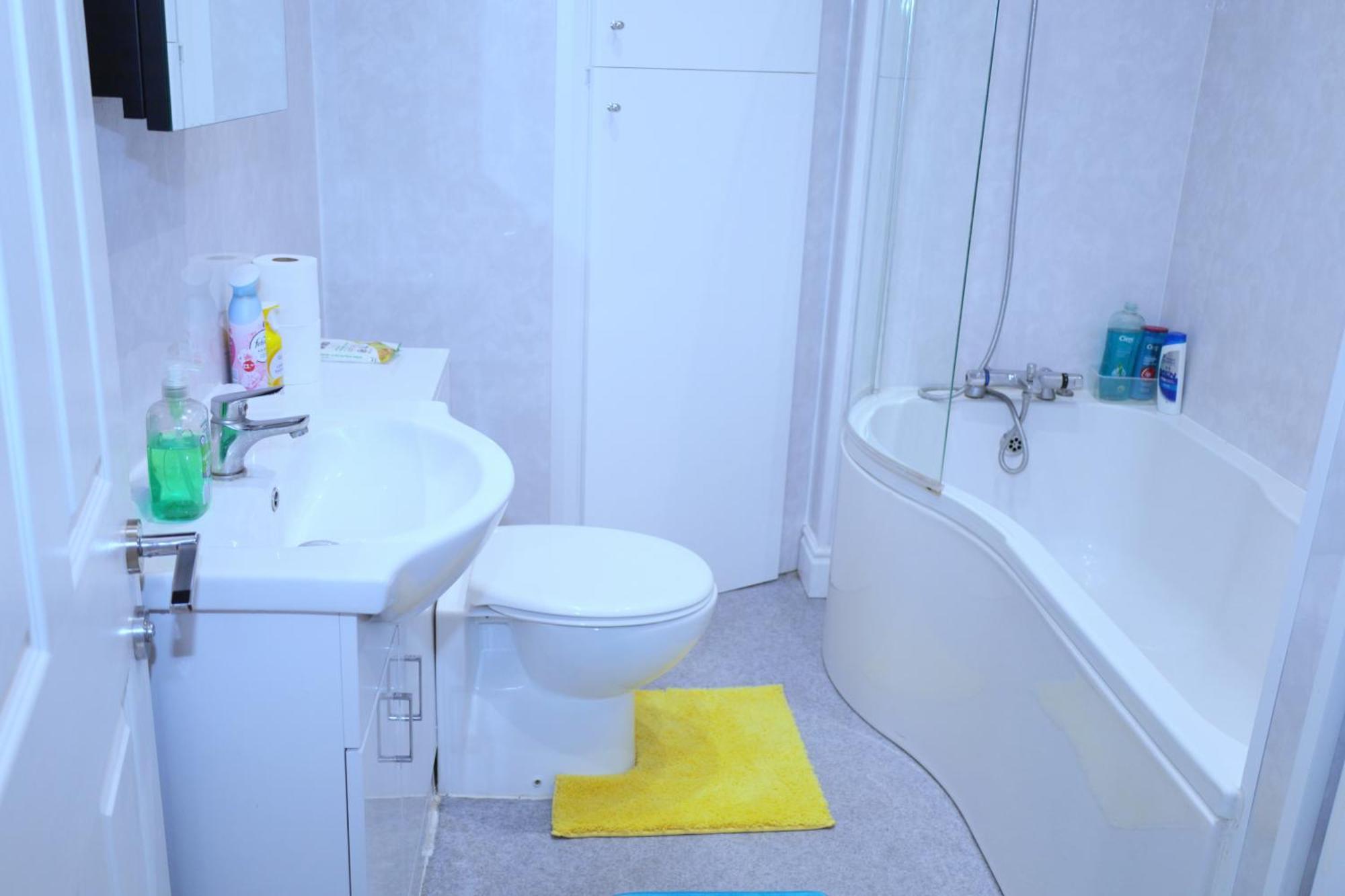 One Bedroom Spacious Step4 Ltd Apartment *