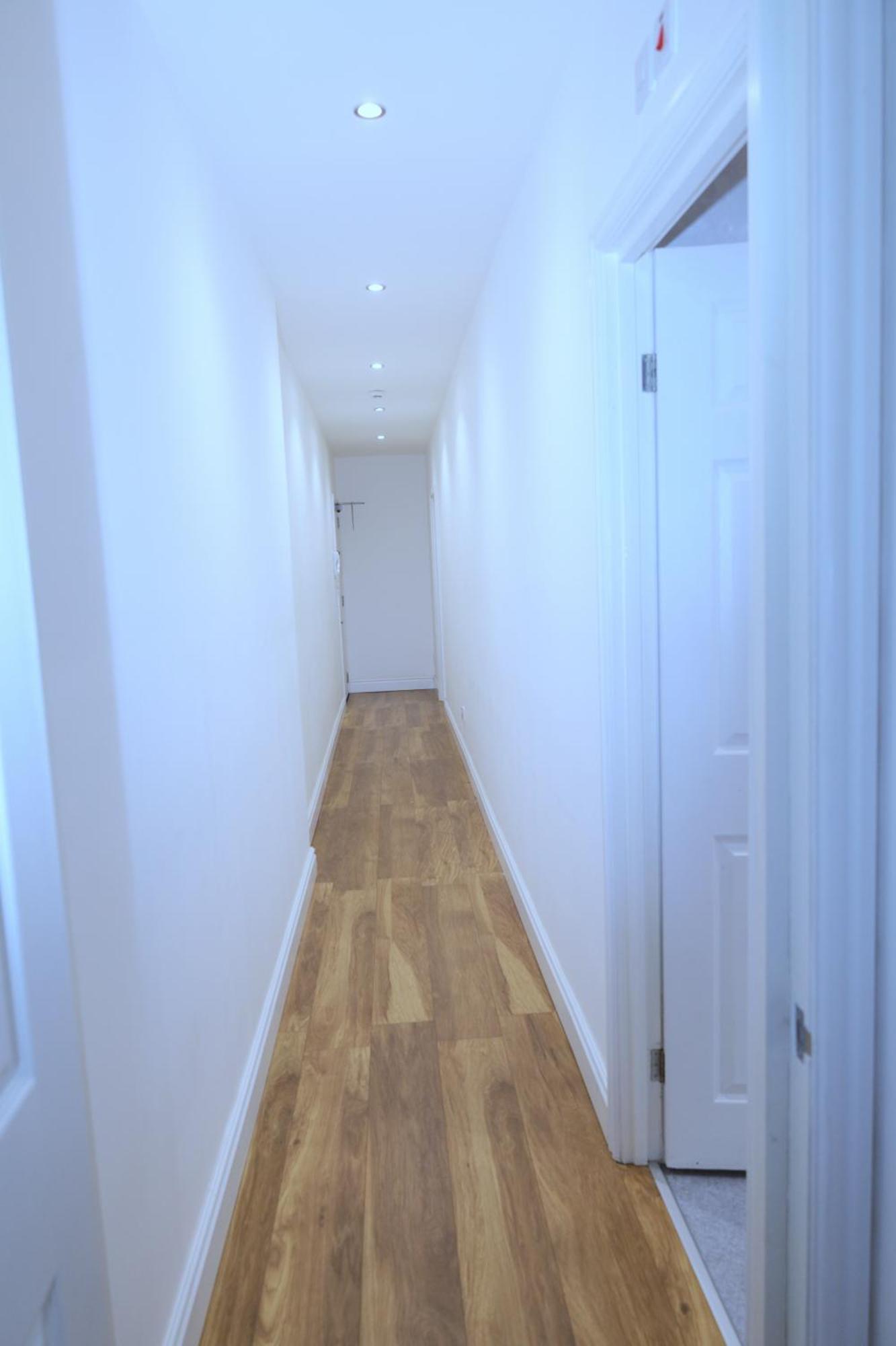 Apartment One Bedroom Spacious Step4 Ltd *