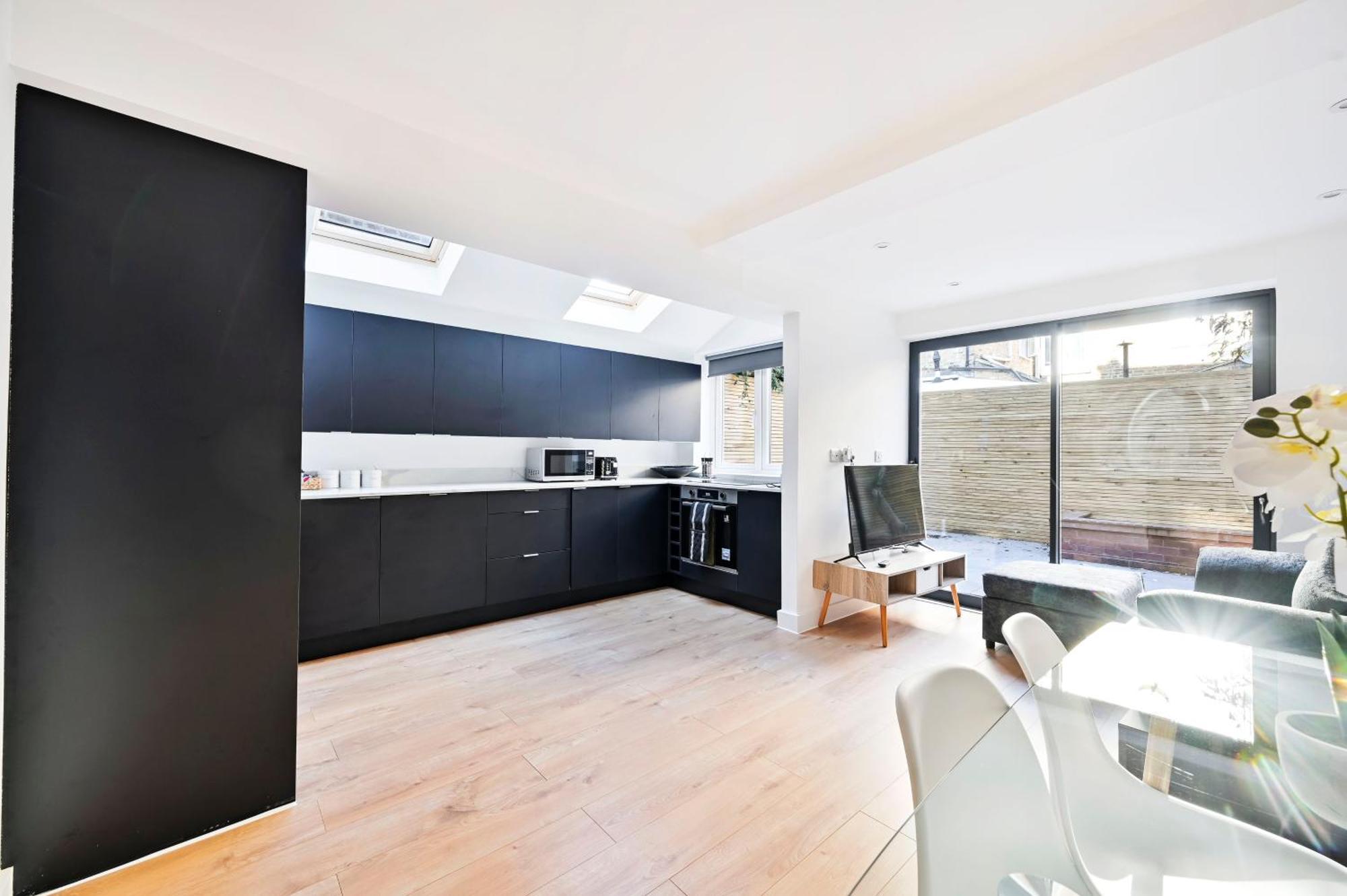 Apartamento Beautiful 2 Bed With En Suite, Near Tube And Stamford Bridge *