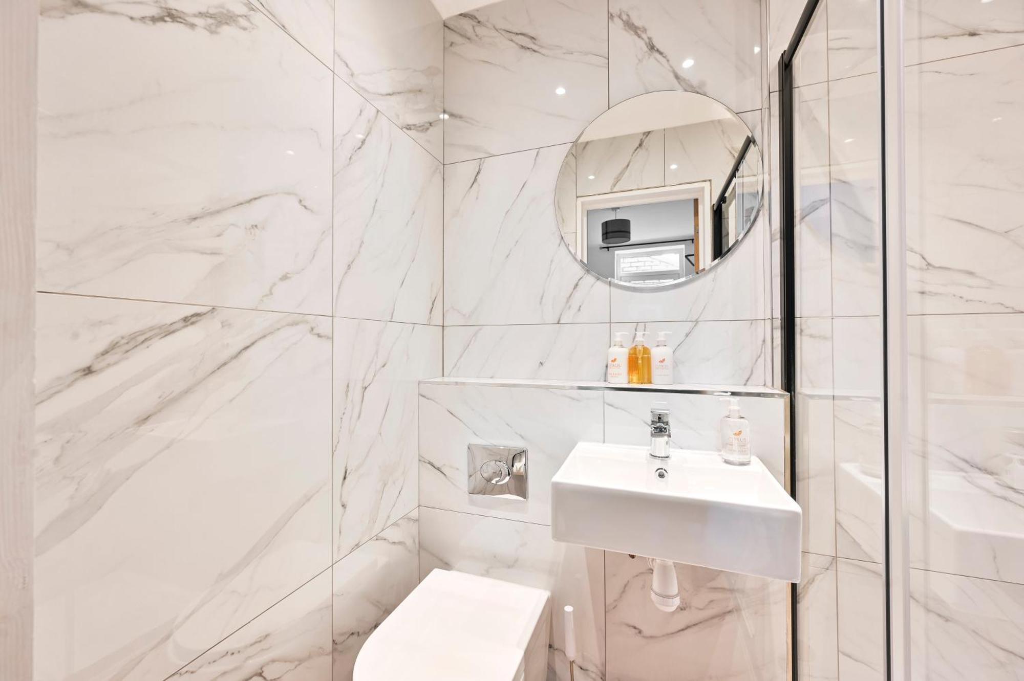 Apartamento Beautiful 2 Bed With En Suite, Near Tube And Stamford Bridge