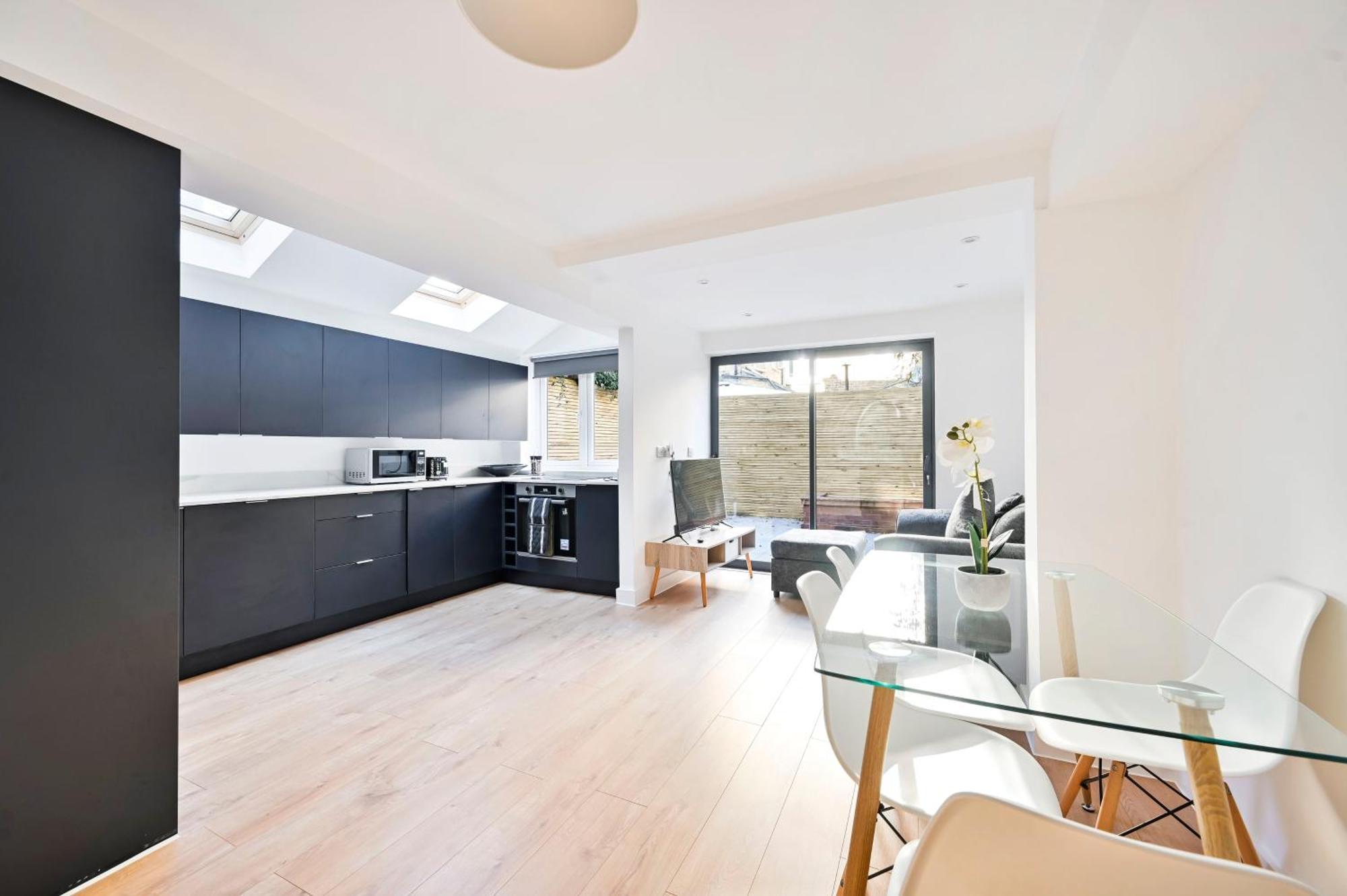 Beautiful 2 Bed With En Suite, Near Tube And Stamford Bridge Apartamento