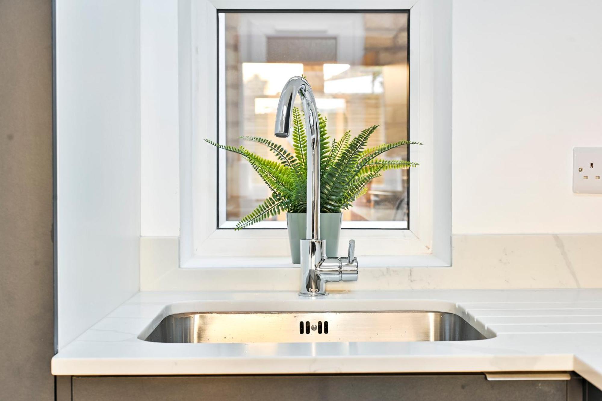 Beautiful 2 Bed With En Suite, Near Tube And Stamford Bridge Apartamento