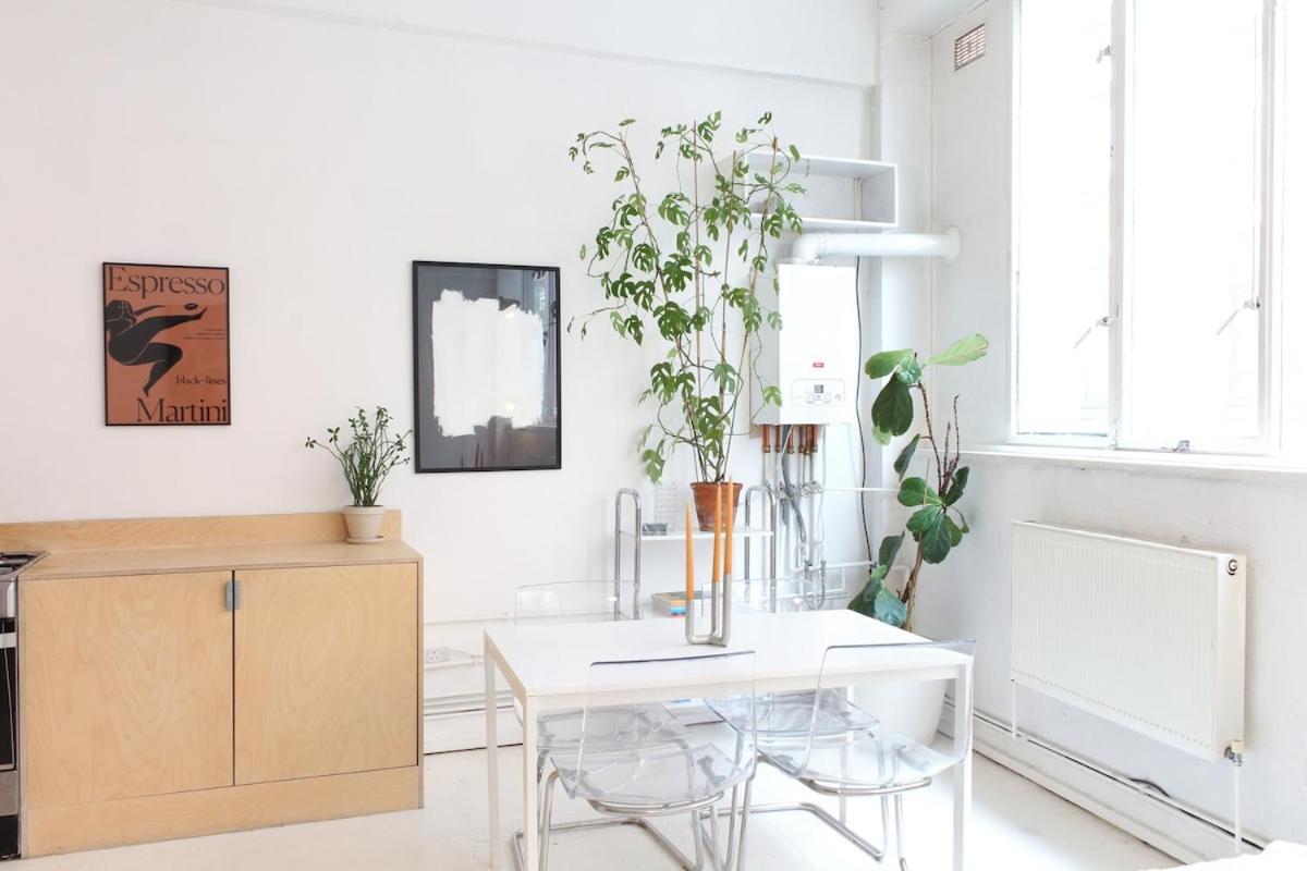Bright & Spacious 2br Flat, Great Transport Links London