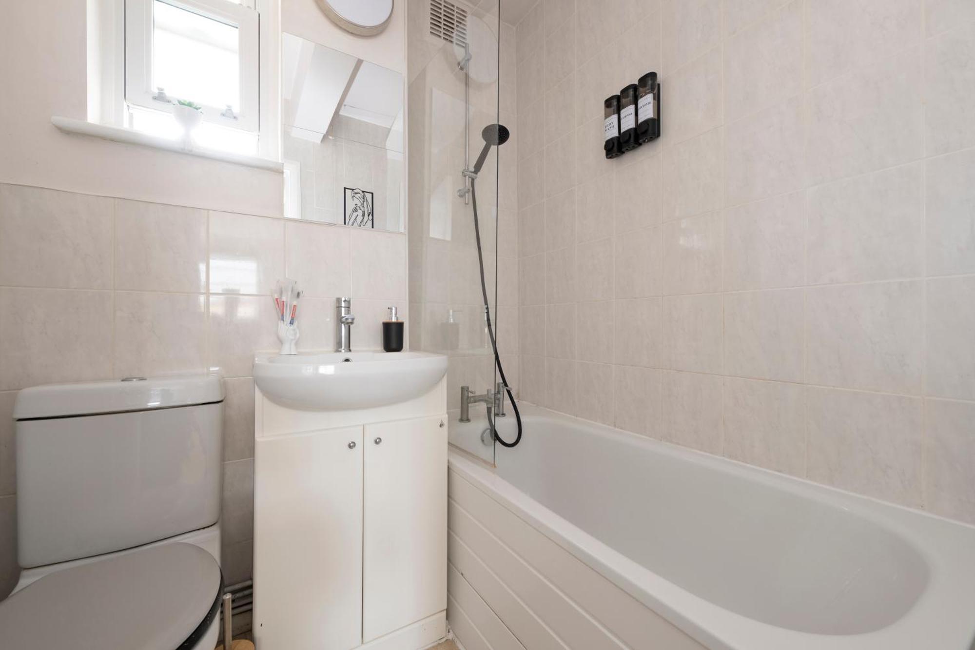 Comfy 1-bed Flat Near Kensington Leilighet *