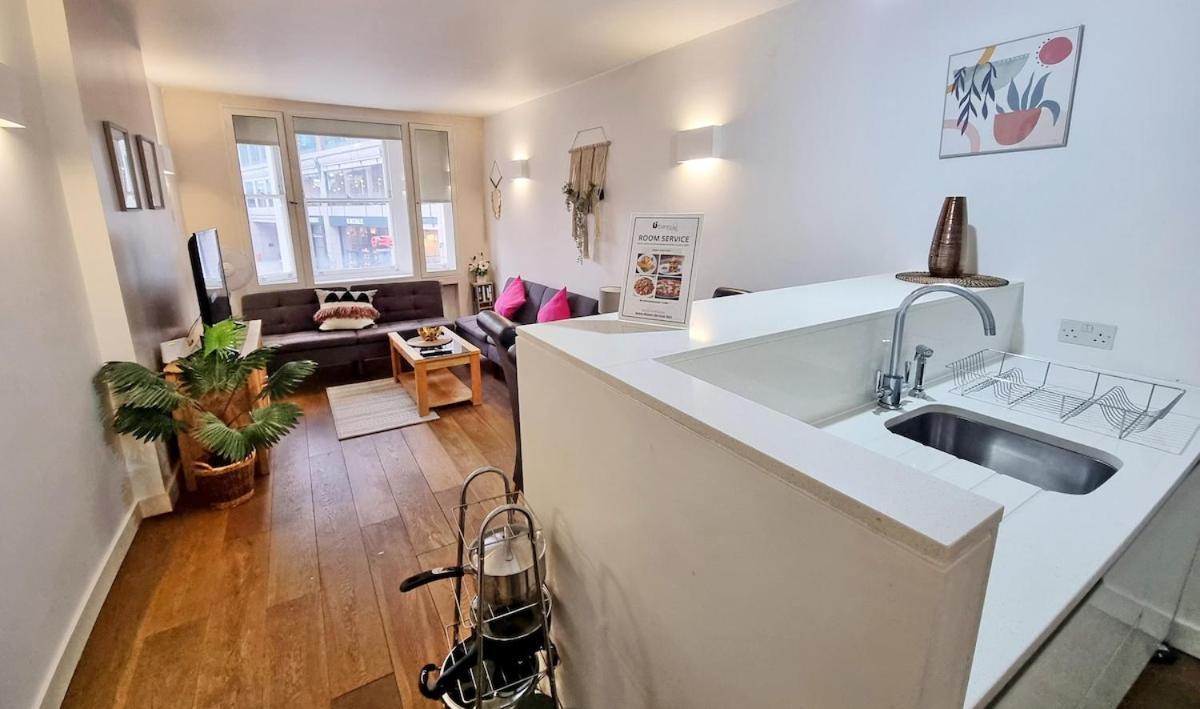 Centre Flat Near Sights * London