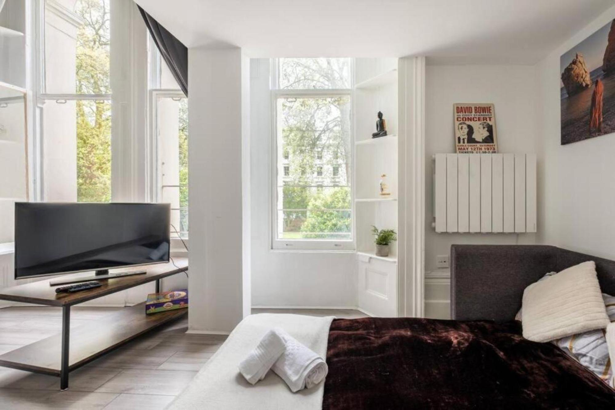 Apartment Hidden Terraced Flat In