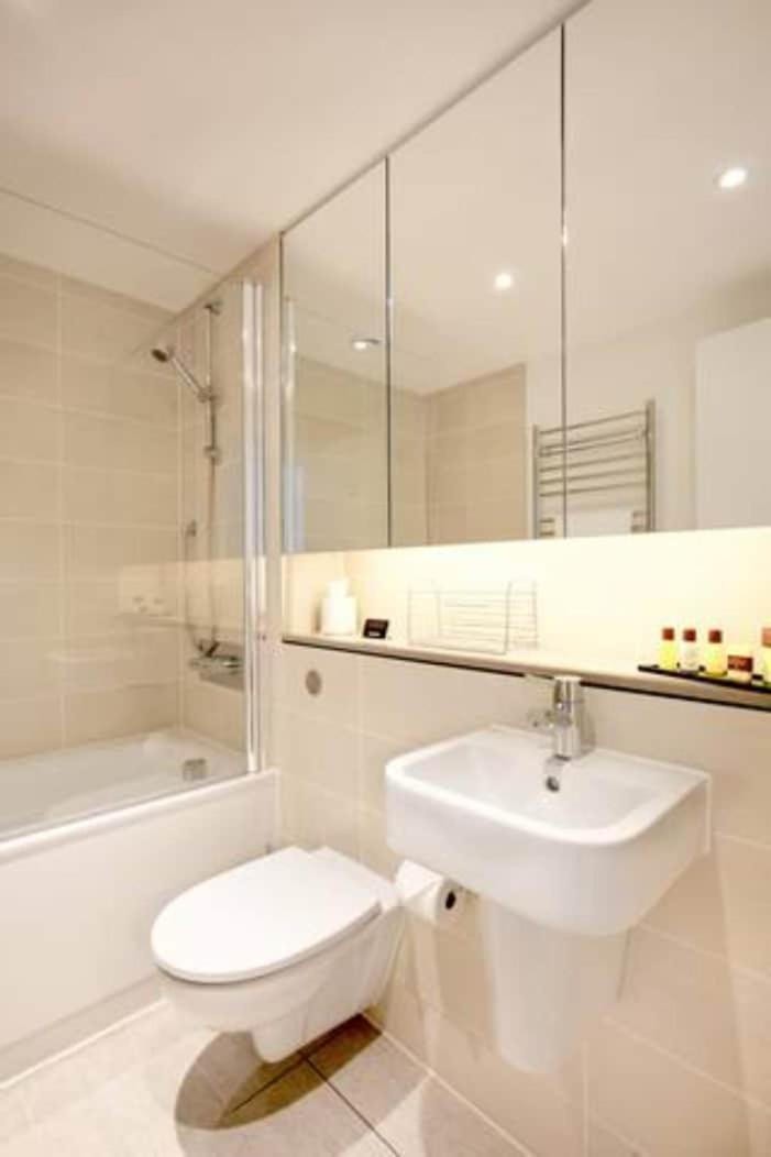 Cosy Right At Liverpool Street Station! Londen