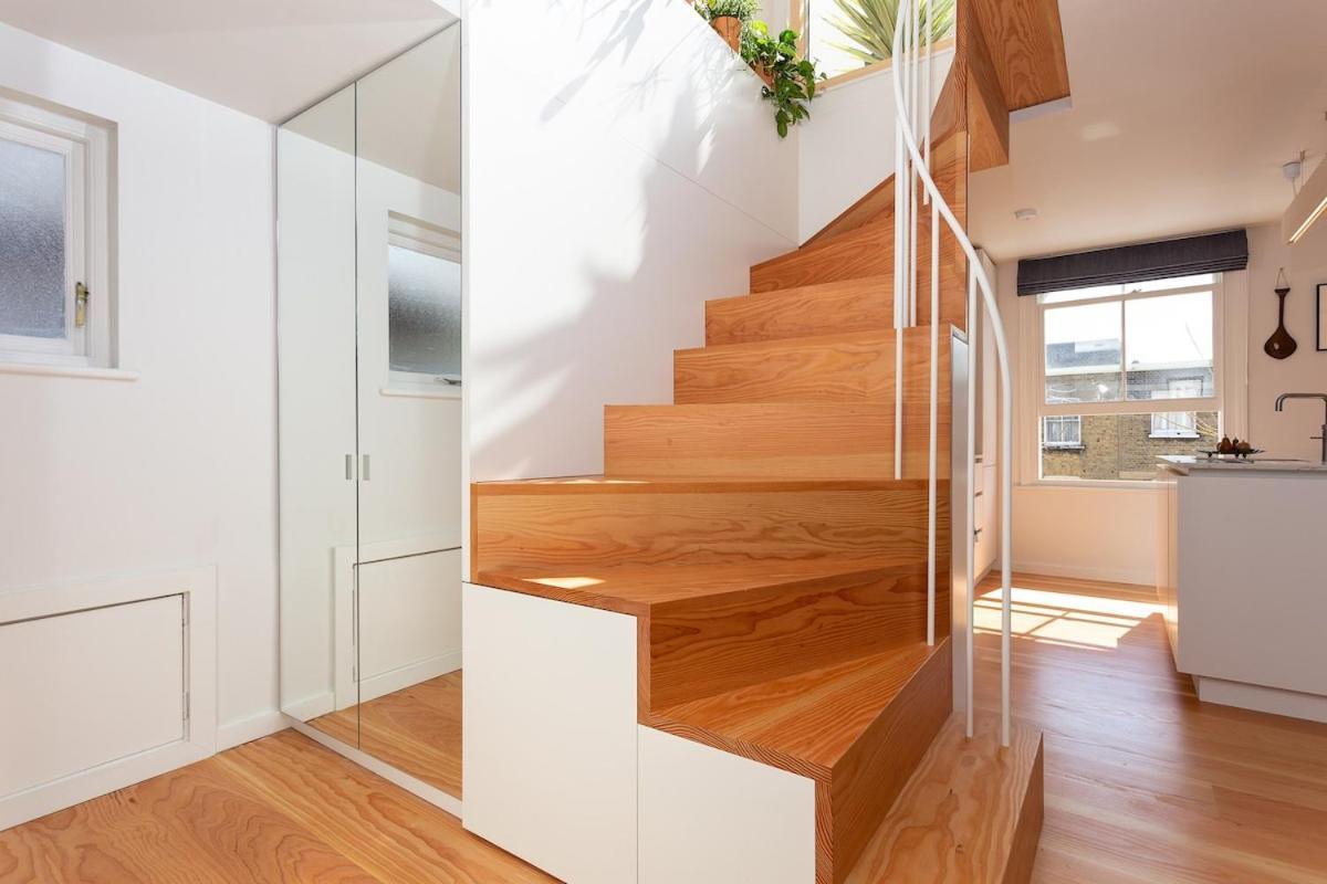 Apartment De Beauvoir Penthouse - Private 1 Bed London