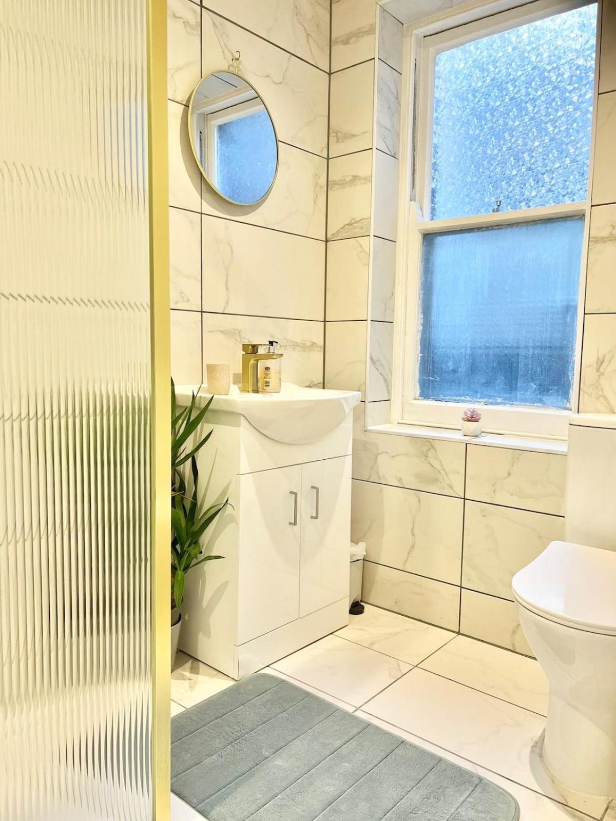 Soho Gem! 2-bedroom Mansion Flat *