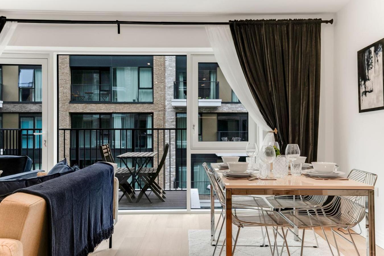 1br Chelsea Retreat With Balcony View * London