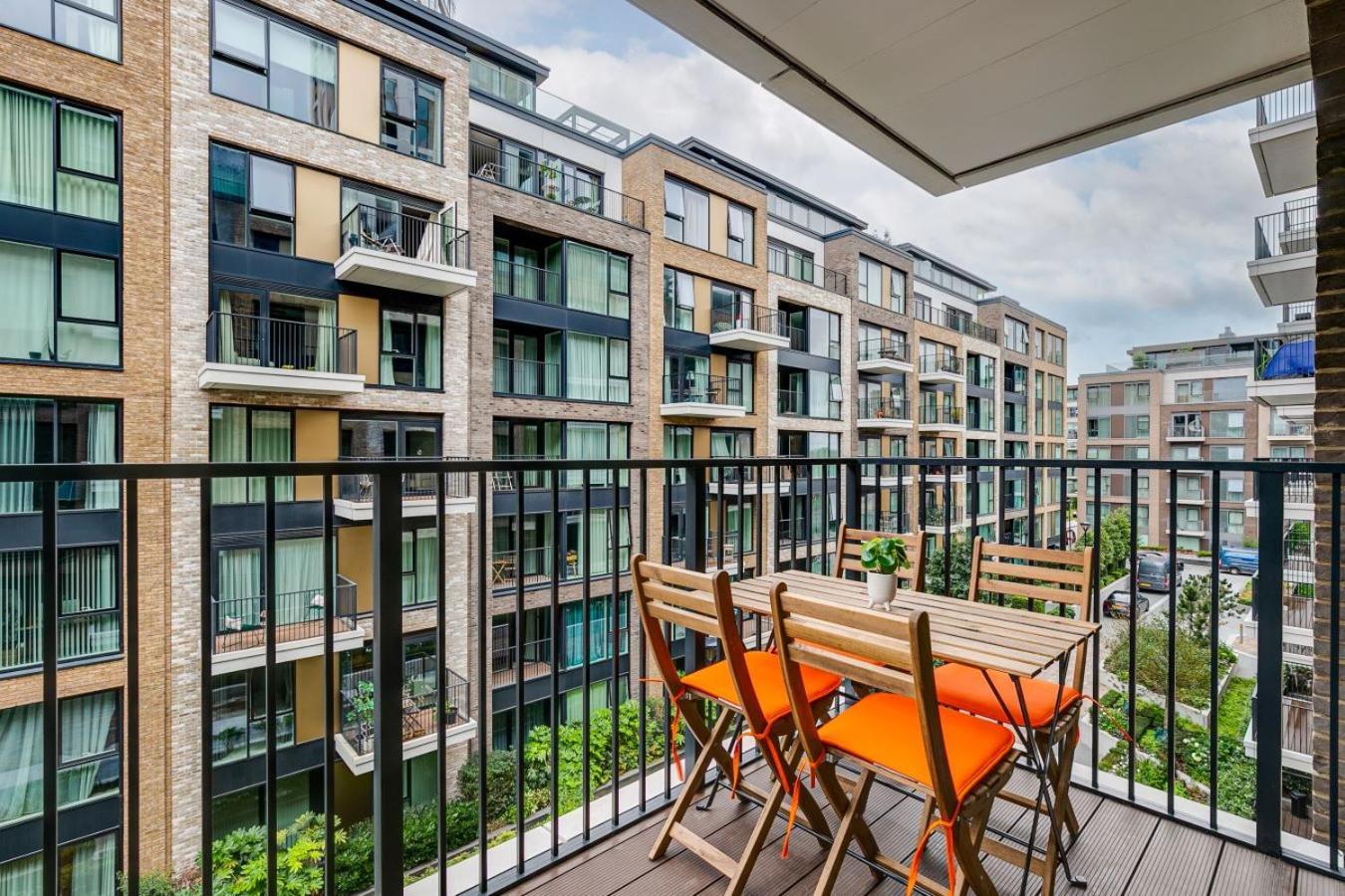 1br Chelsea Retreat With Balcony View *