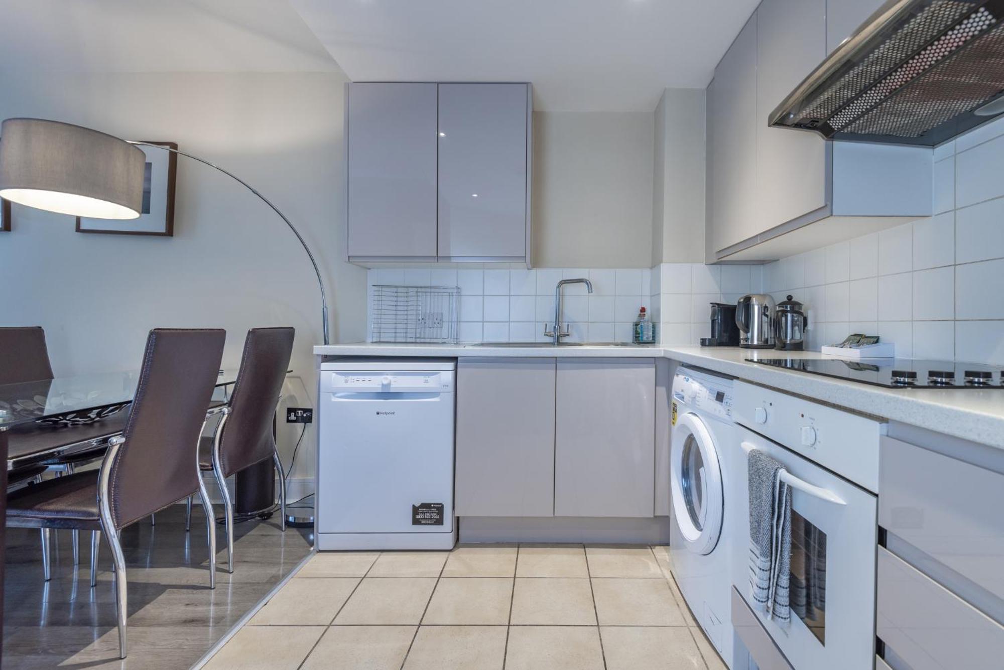 Riverside Apartment London