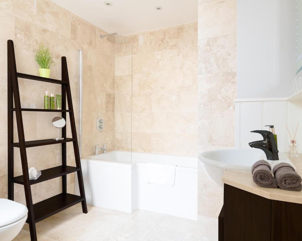 Exclusive Covent Garden For Luxury Nomads Groups