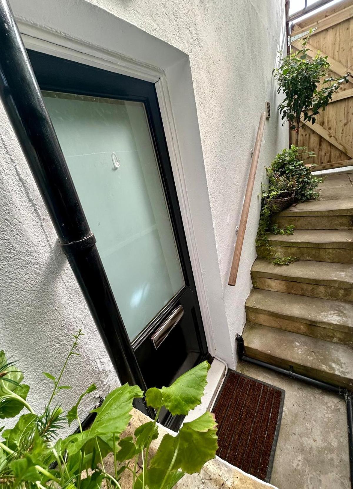 Apartment Spacious Comfortable Flat With Free Parking In East Finchley, Muswell Hill & Close To Alexandra Palace London