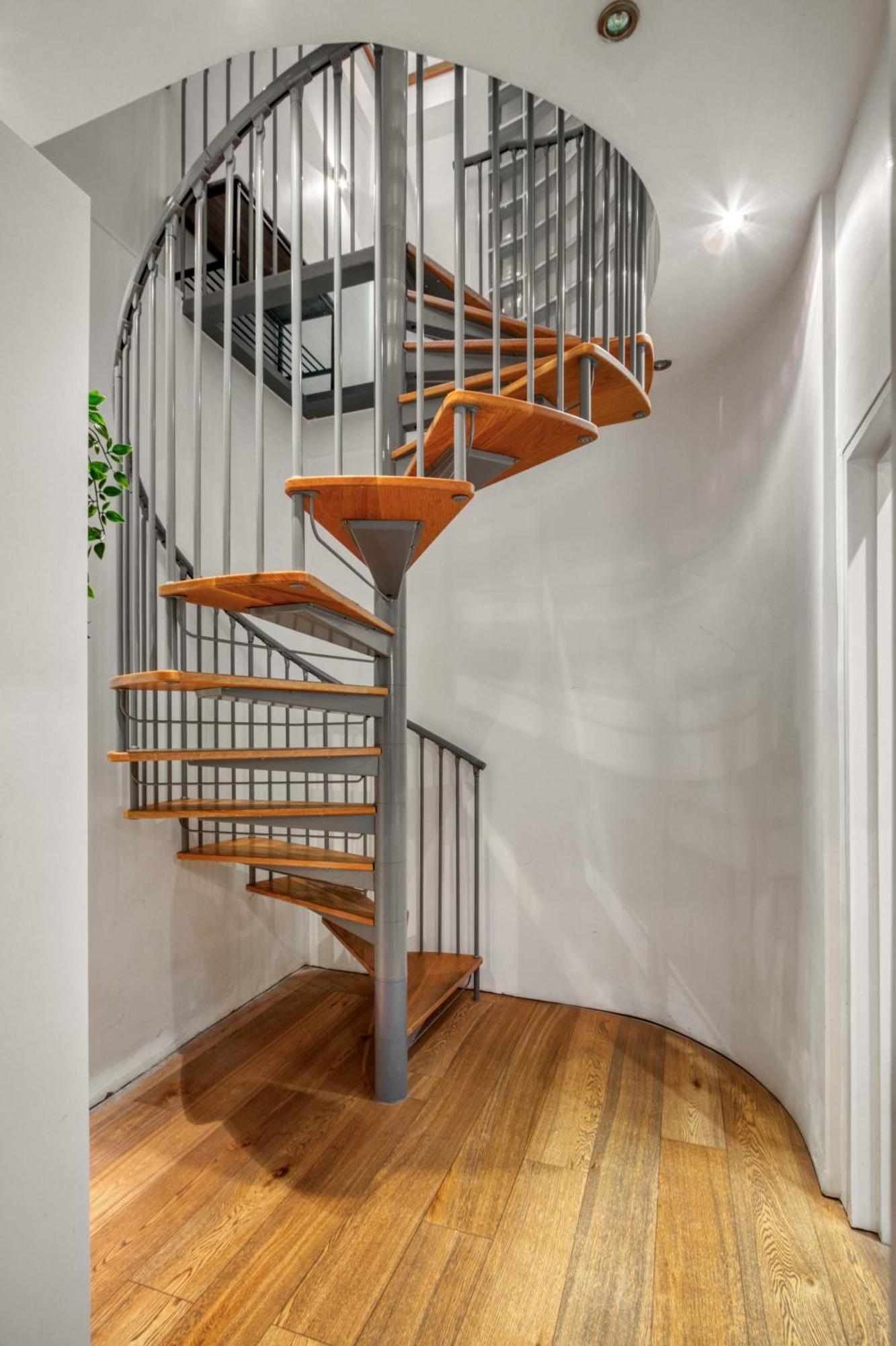 Award Winning 2 Bedroom House, King's Cross London