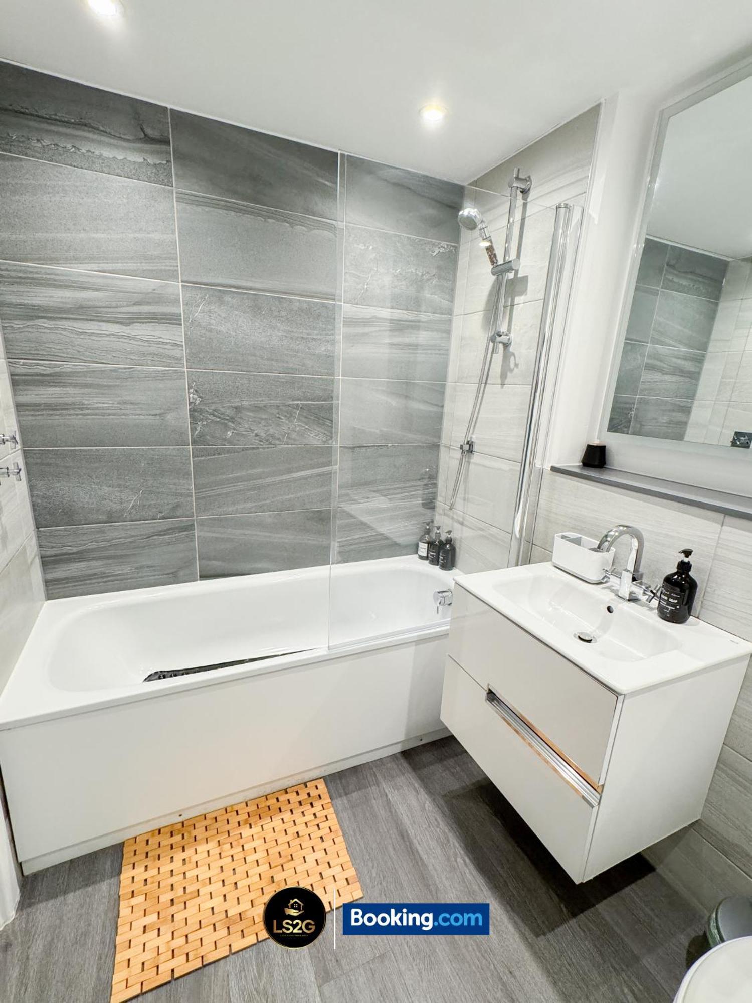 Cosy 1 Bedroom By Ls2g Short Lets & Serviced Greater With Free Wifi Apartamento