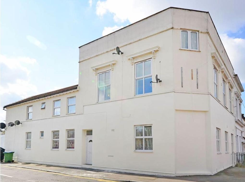 Apartment 2 Bed - Westfield -