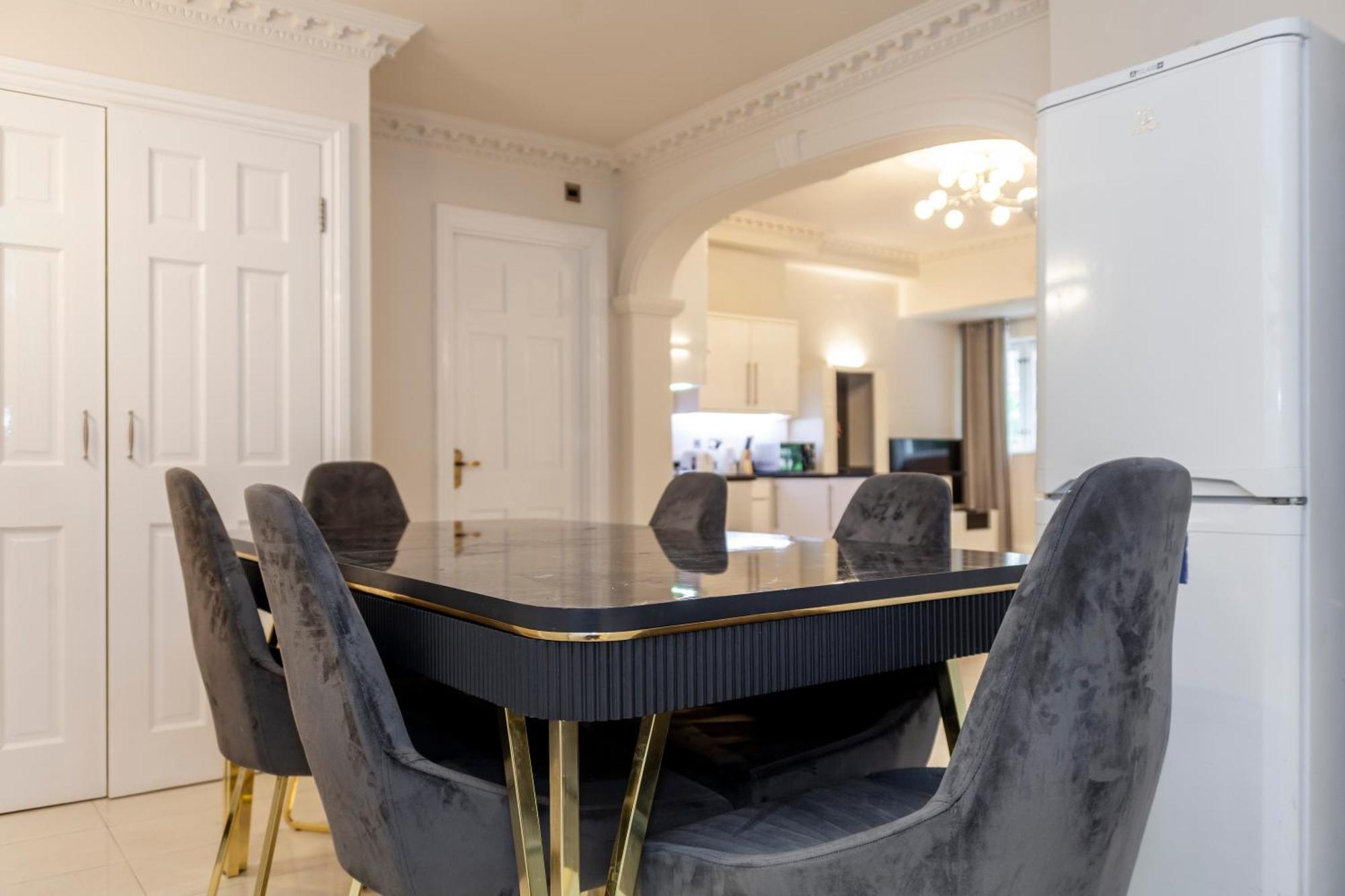 Appartement Captivating 3br Flat, 5 Min To Hyde Park