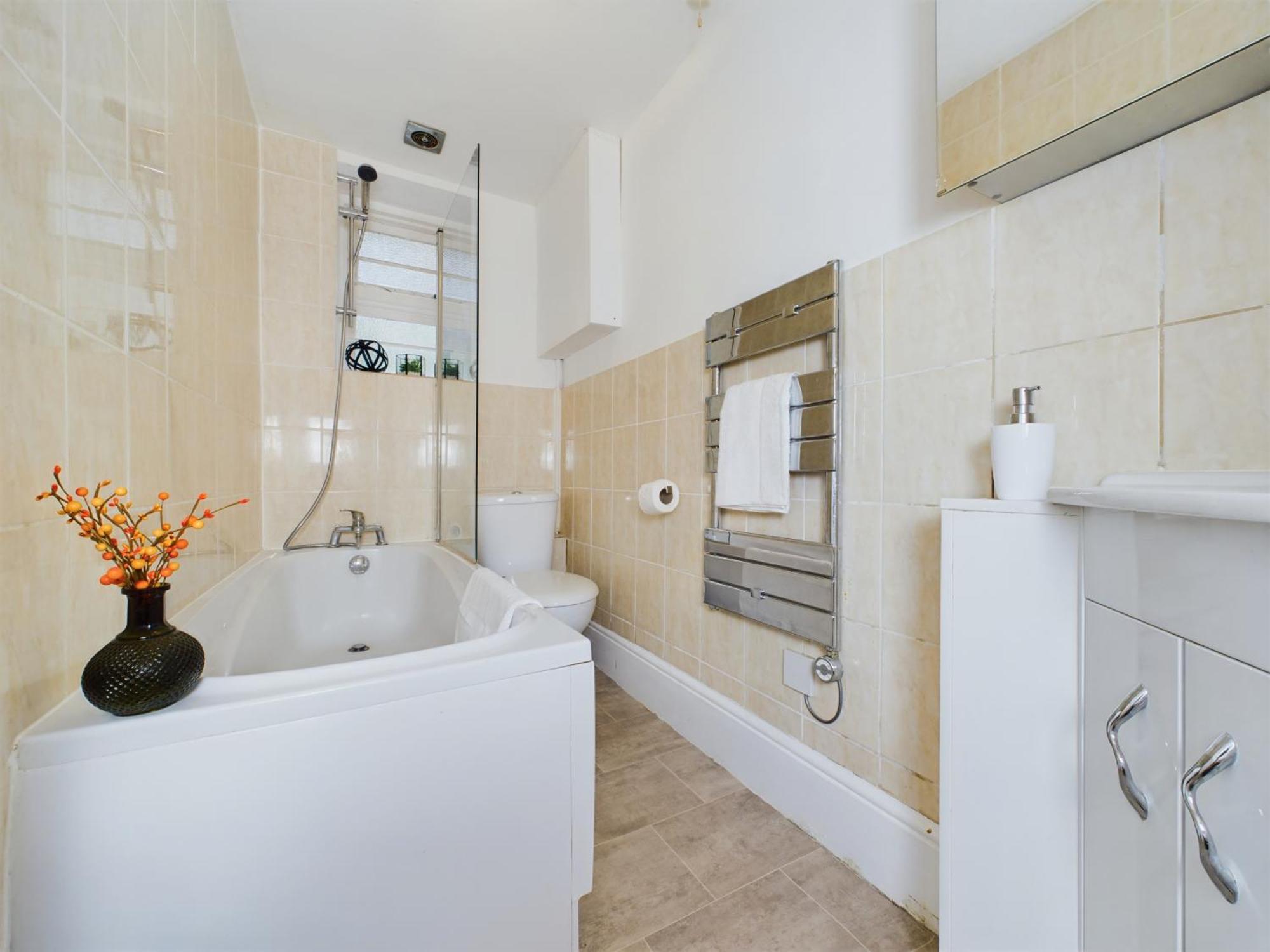 Apartment Charm At Charleville