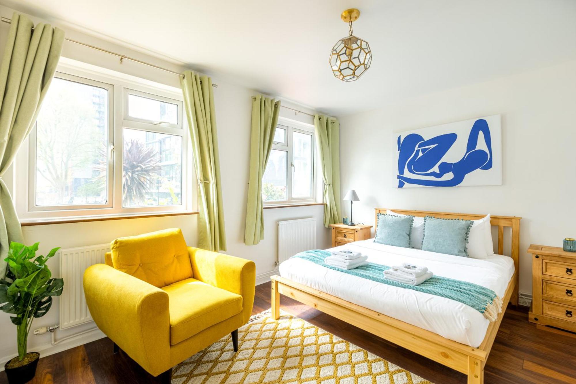 Modernized 2 Storey 2br With Garden Near Angel St * London