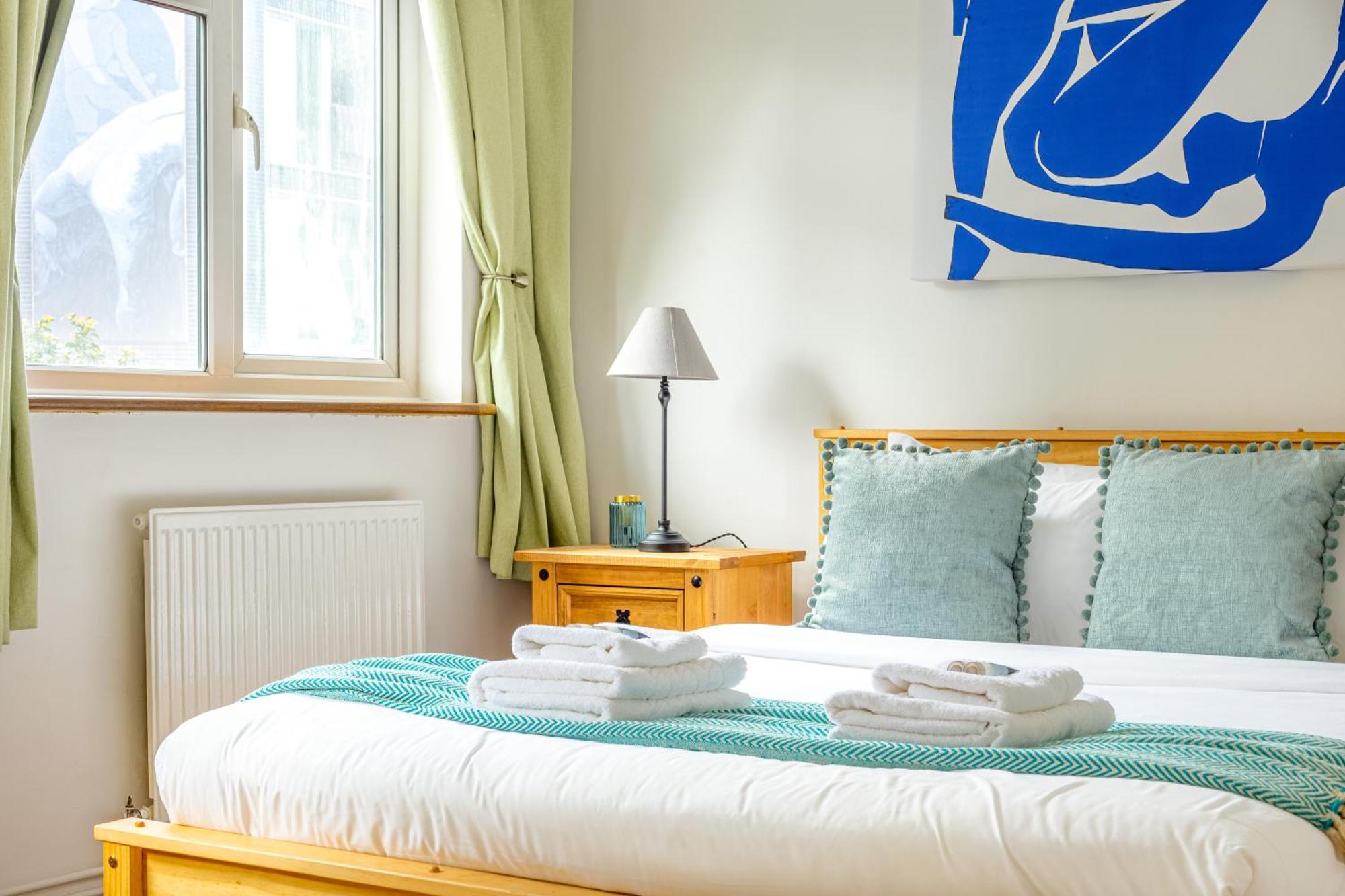 Modernized 2 Storey 2br With Garden Near Angel St Apartment *