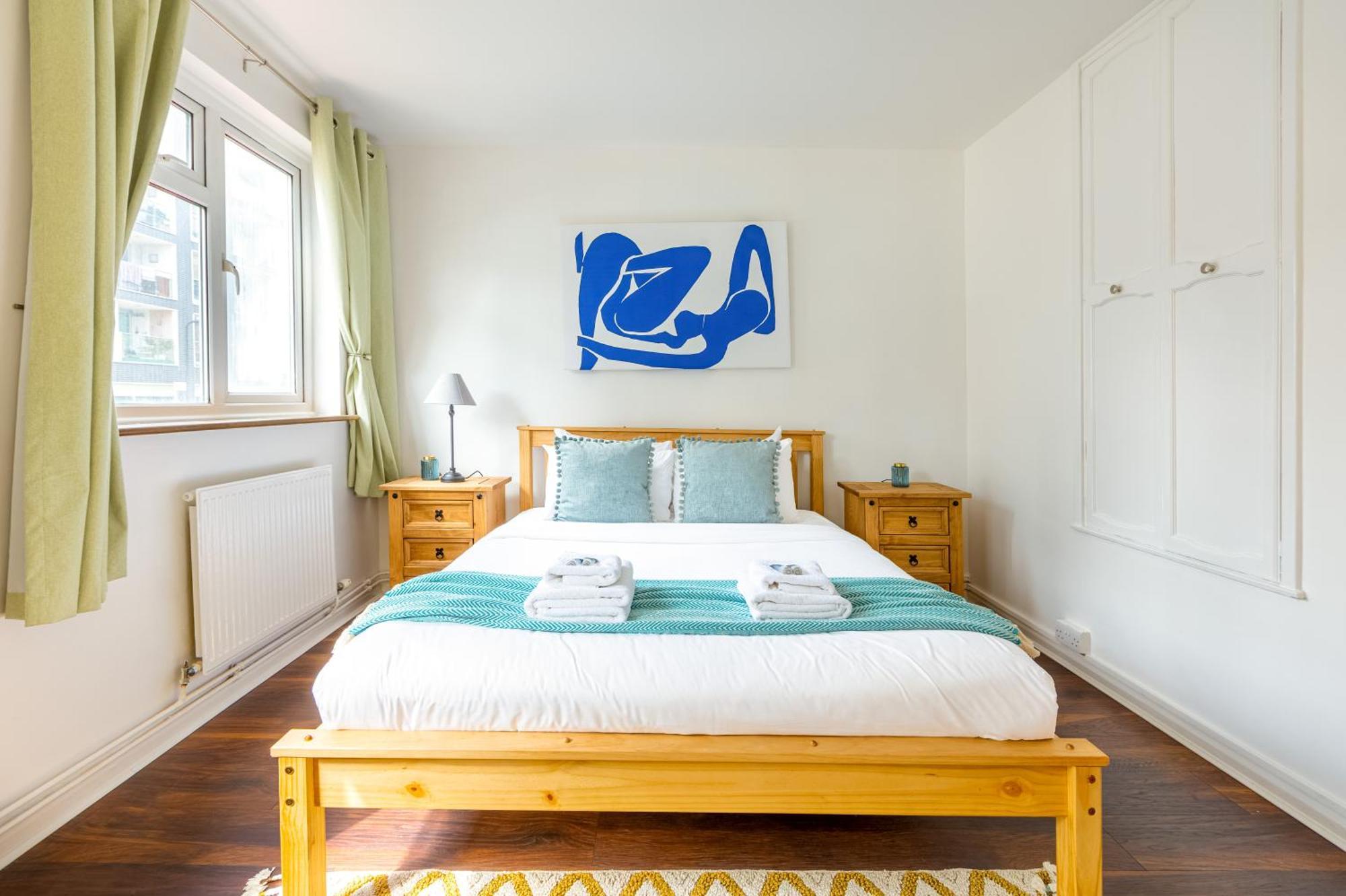 Modernized 2 Storey 2br With Garden Near Angel St London