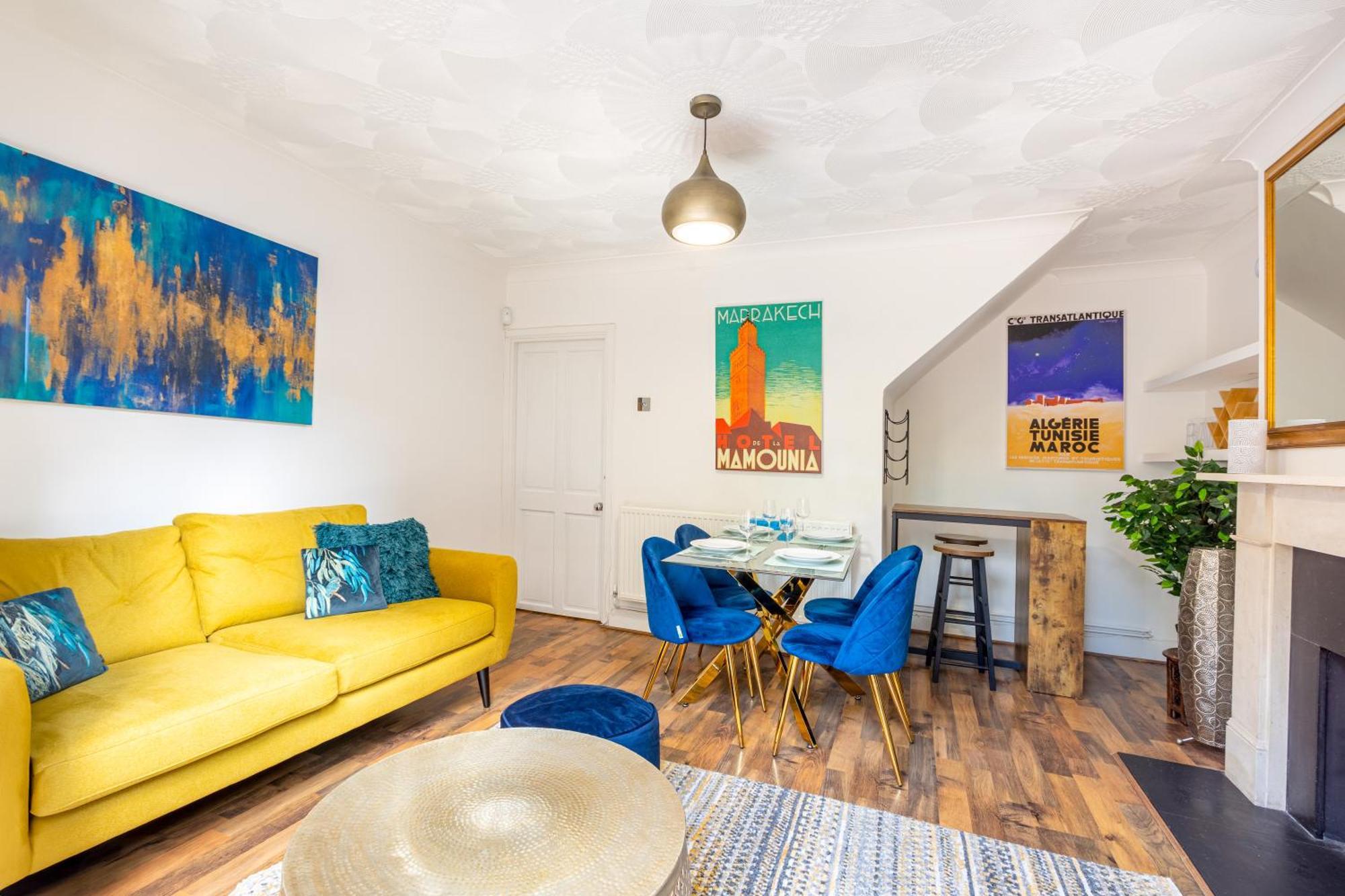 Modernized 2 Storey 2br With Garden Near Angel St *