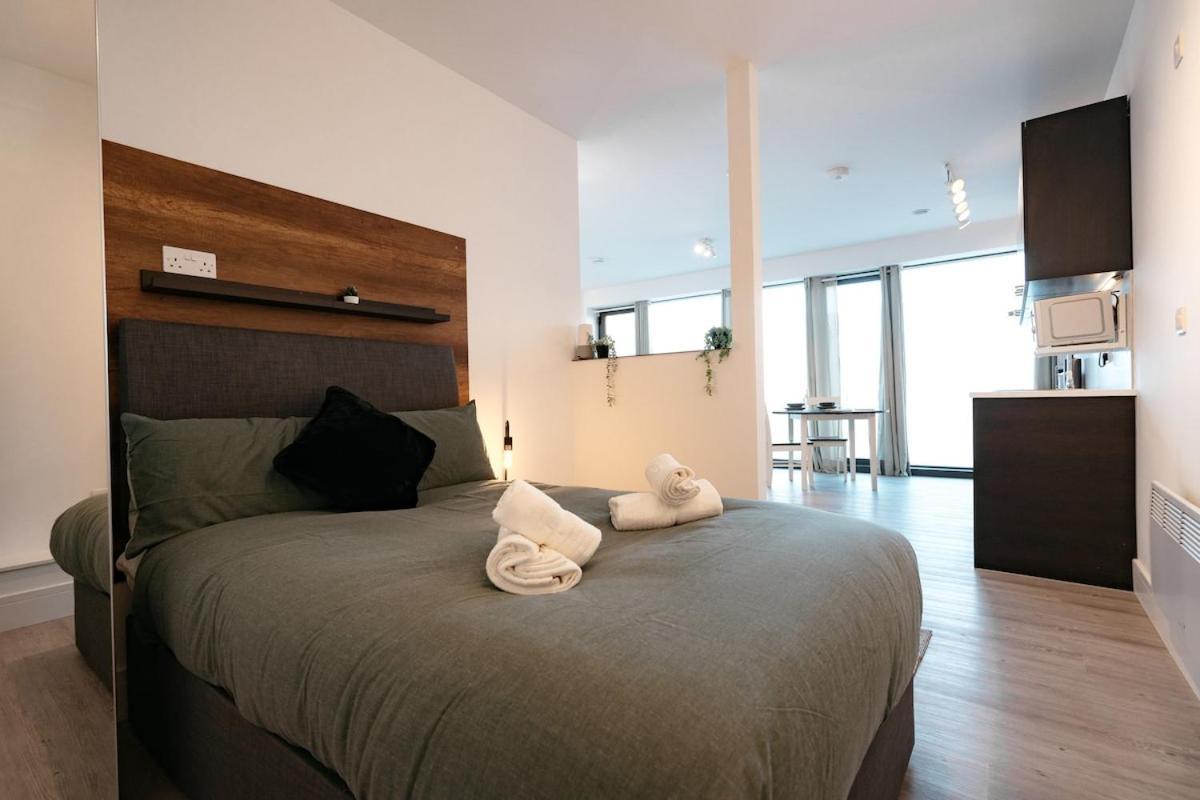 Apartment Modern & Cozy Near Fields Station *