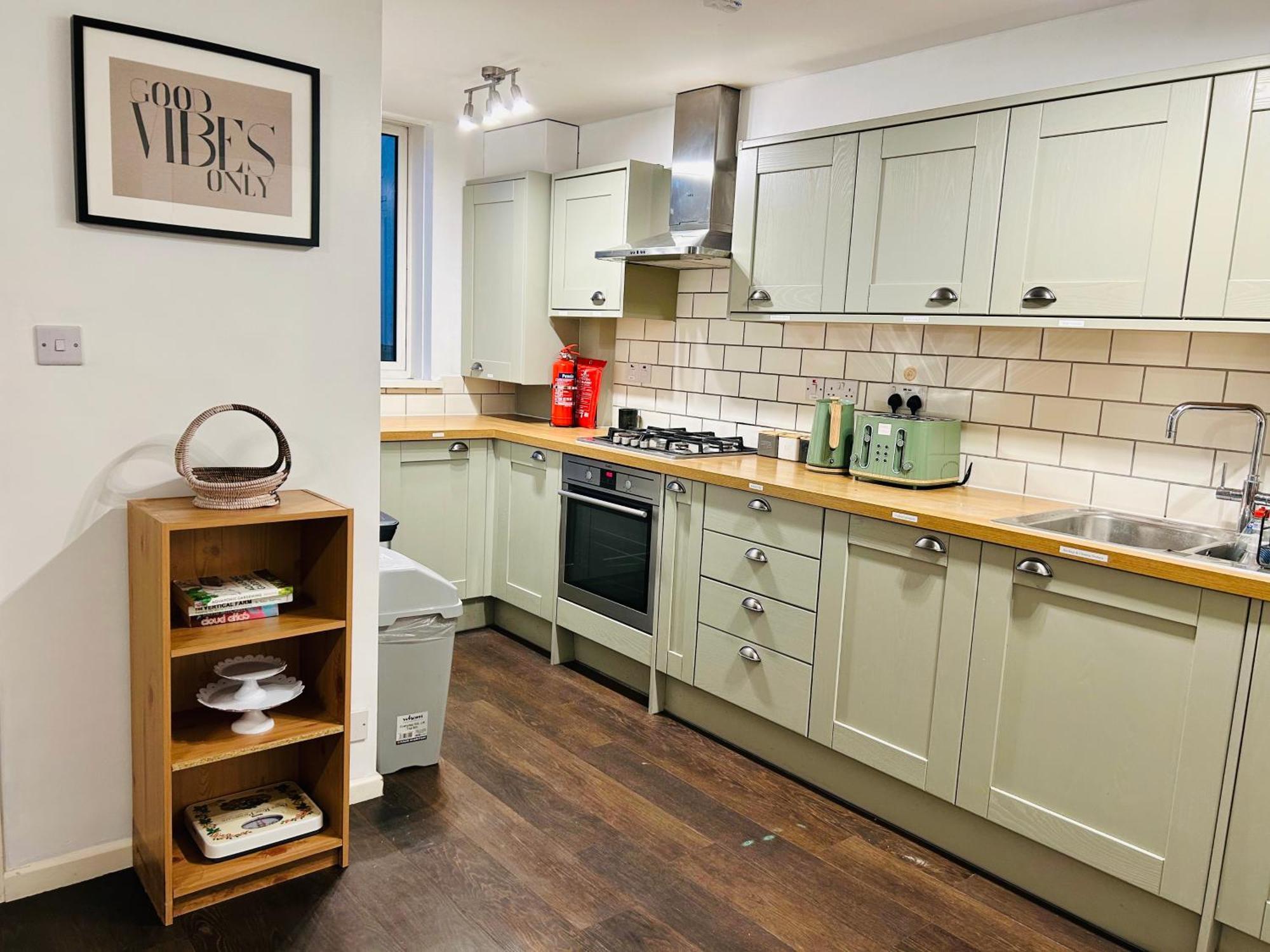 Spacious House, Cosy, Notting Hill, Garden Holiday home London