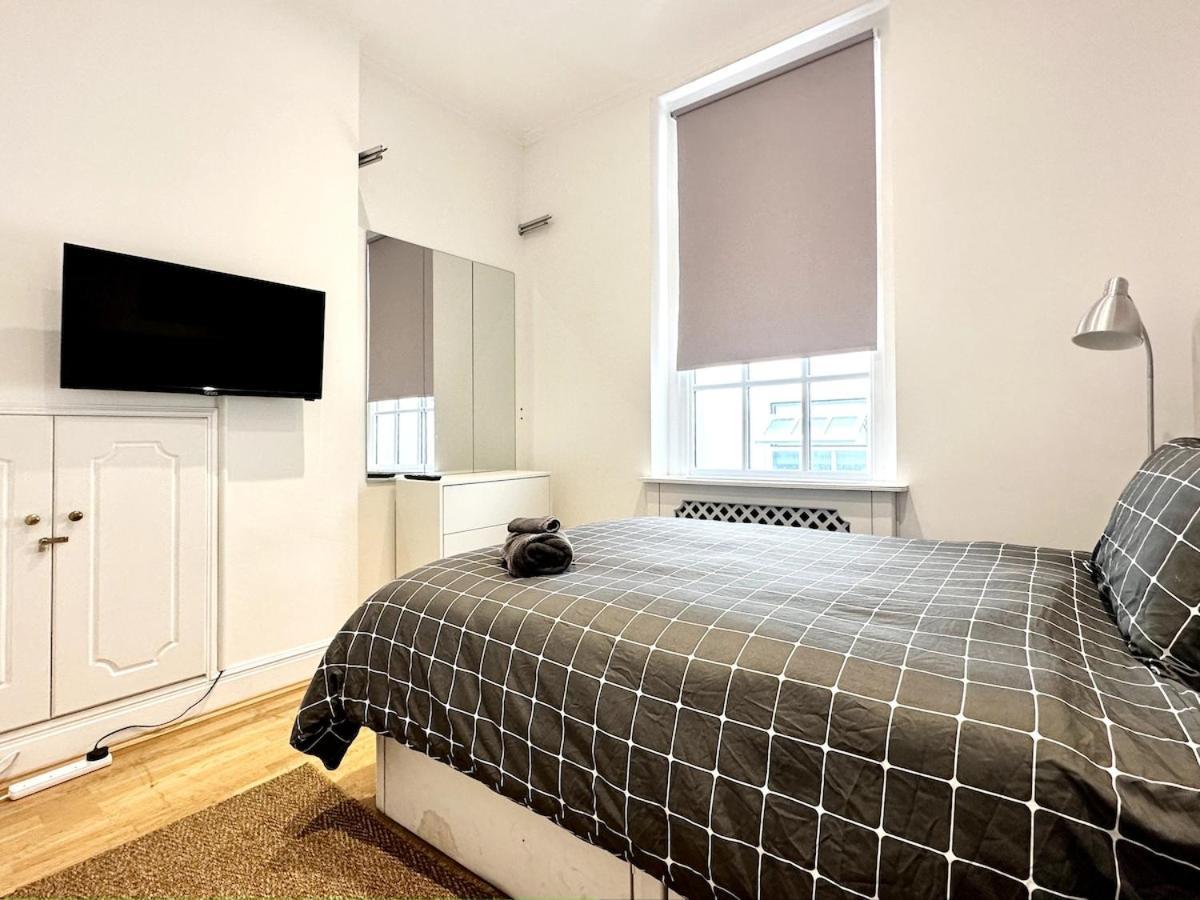 Serene Place In Centre Apartment *