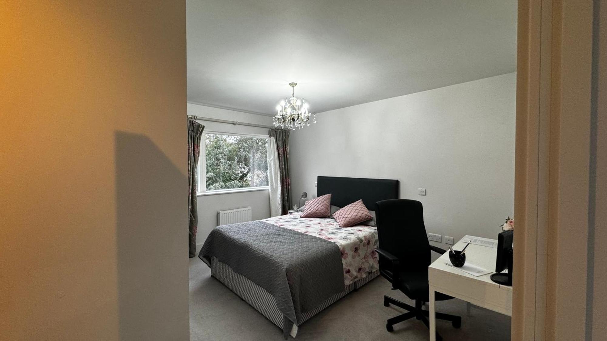 Luxurious N-suite With Garden Views * London
