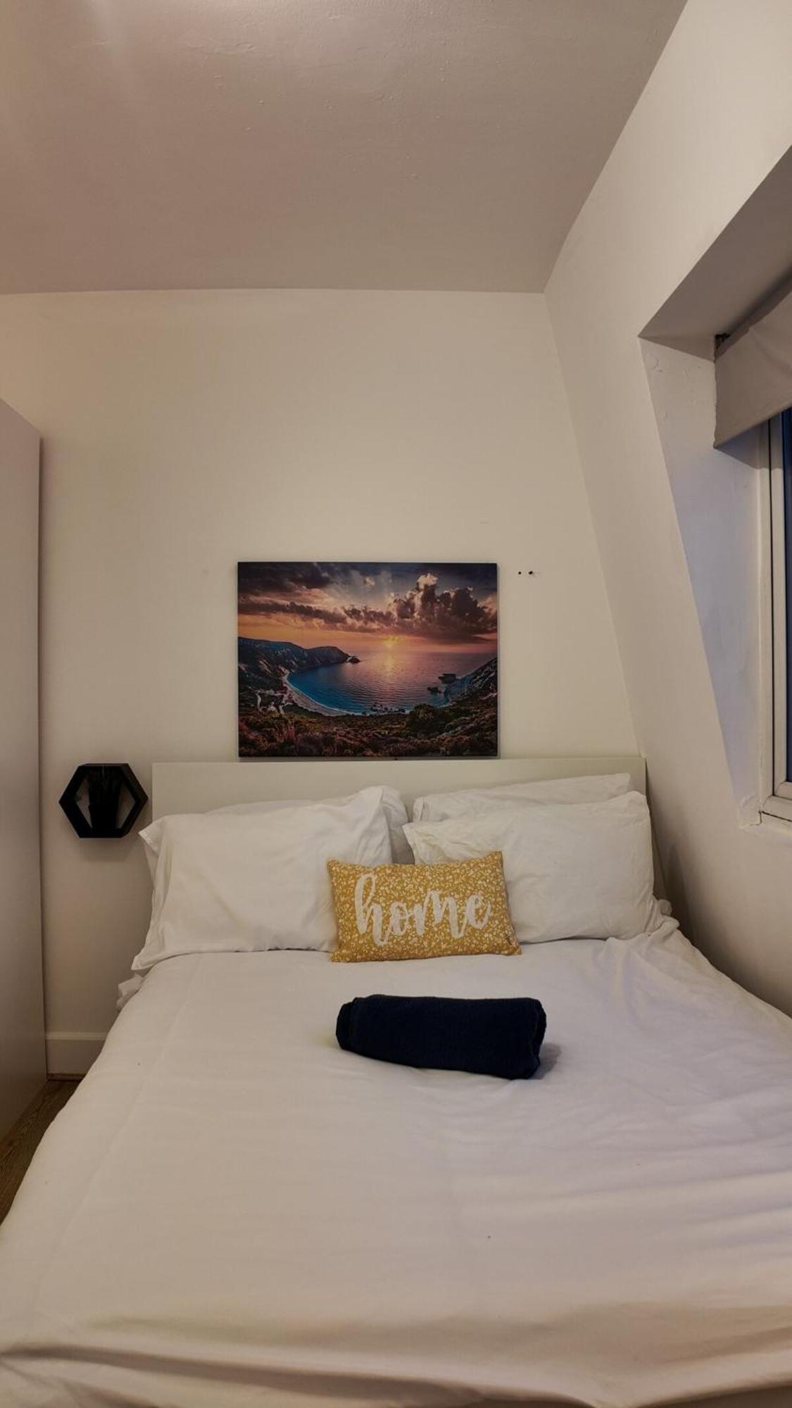 Luxury 4 Bedroom With Patio - 10 Min From Westfield Hr3 Apartment