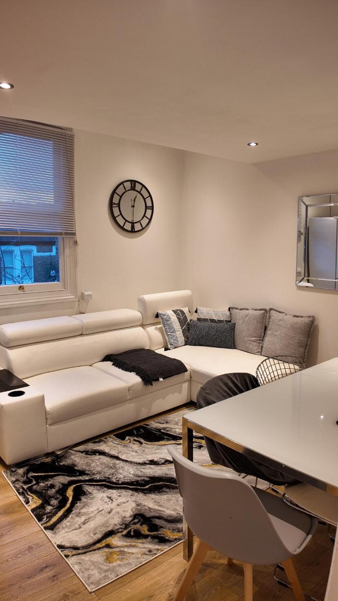 Apartment Luxury 4 Bedroom With Patio - 10 Min From Westfield Hr3