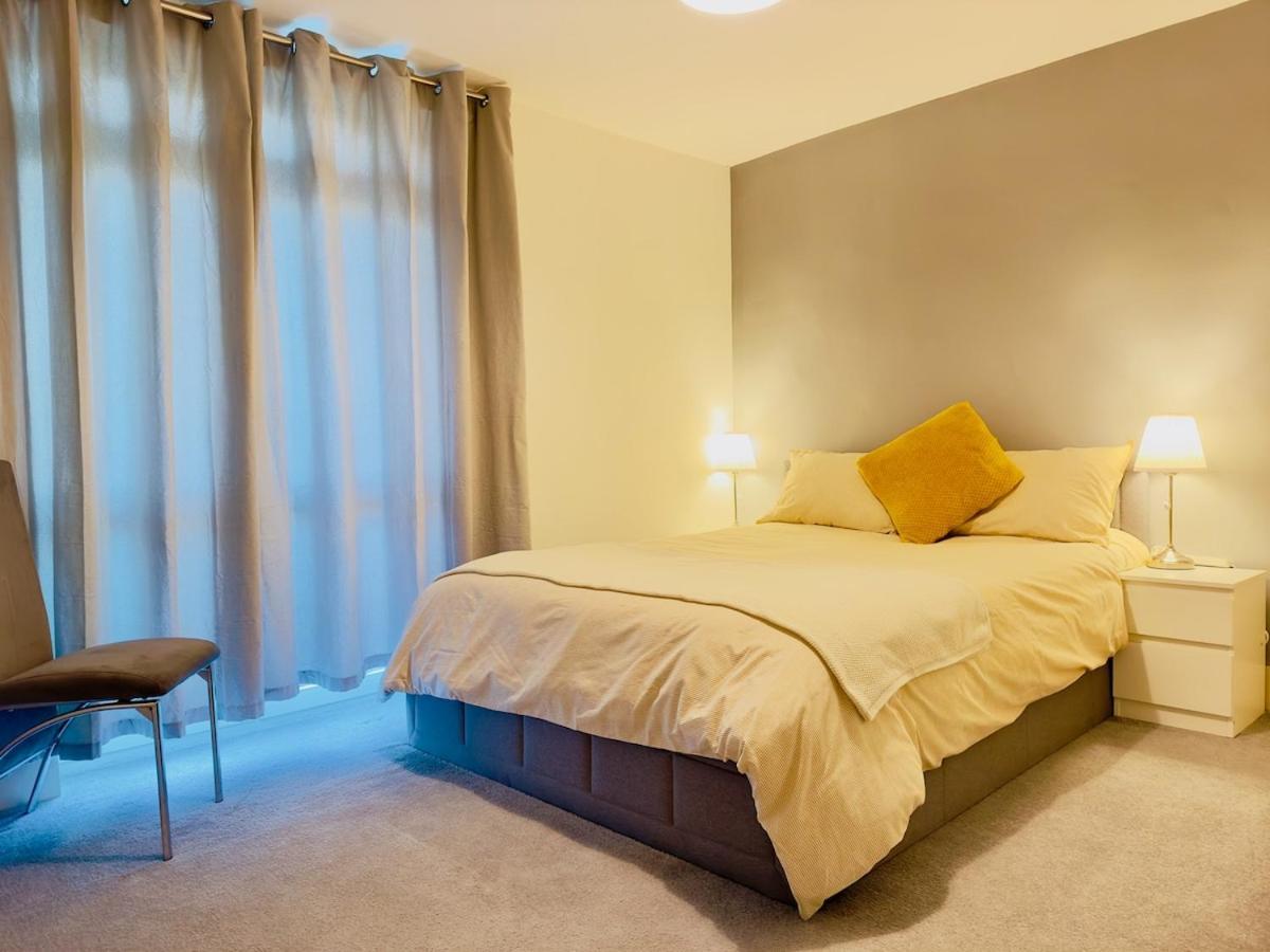 Appartement Prime Location By Eye - Direct View - Entire Flat For 3 Adults & 1 Child *