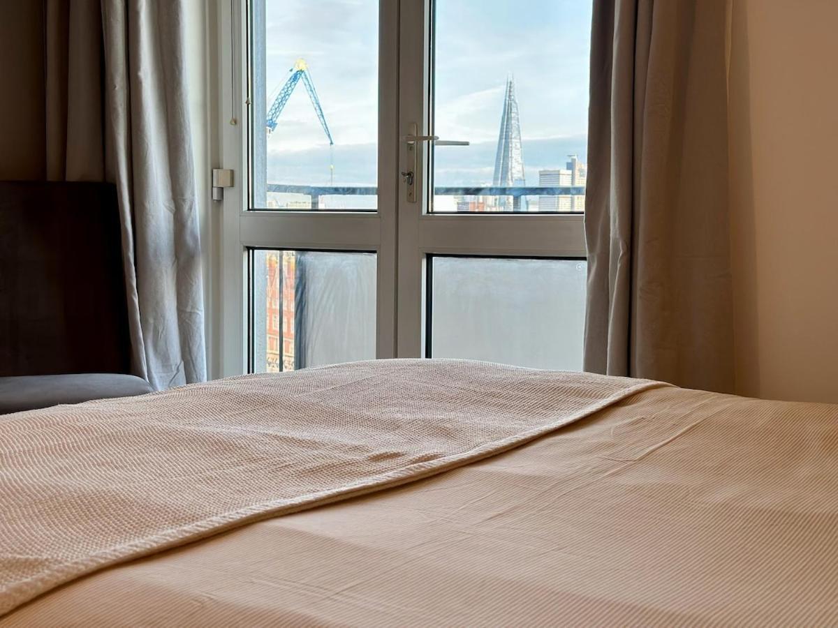 Appartement Prime Location By Eye - Direct View - Entire Flat For 3 Adults & 1 Child Londen