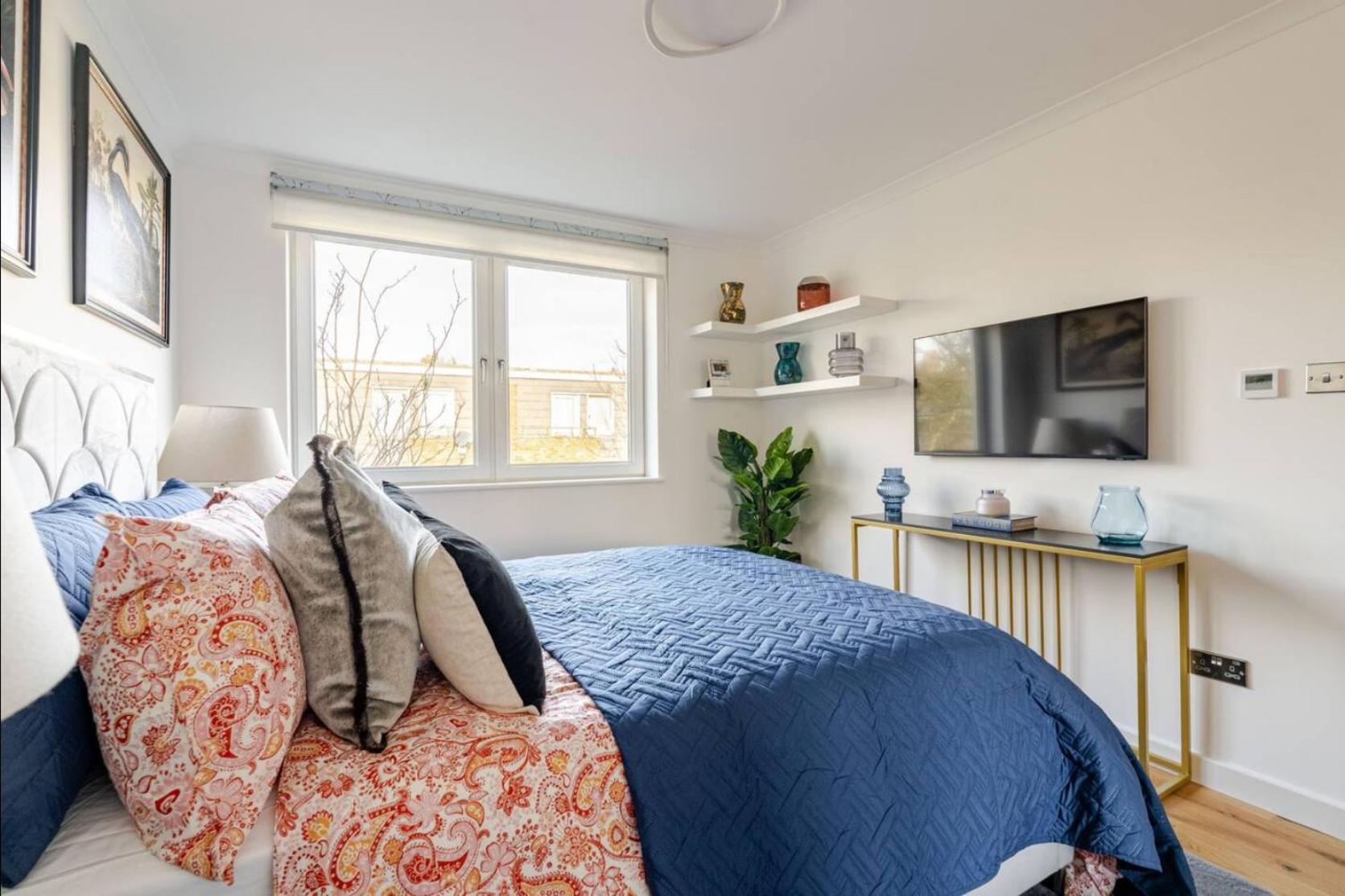 3 Bed Luxe And Cosy Maryleborne Retreat * London