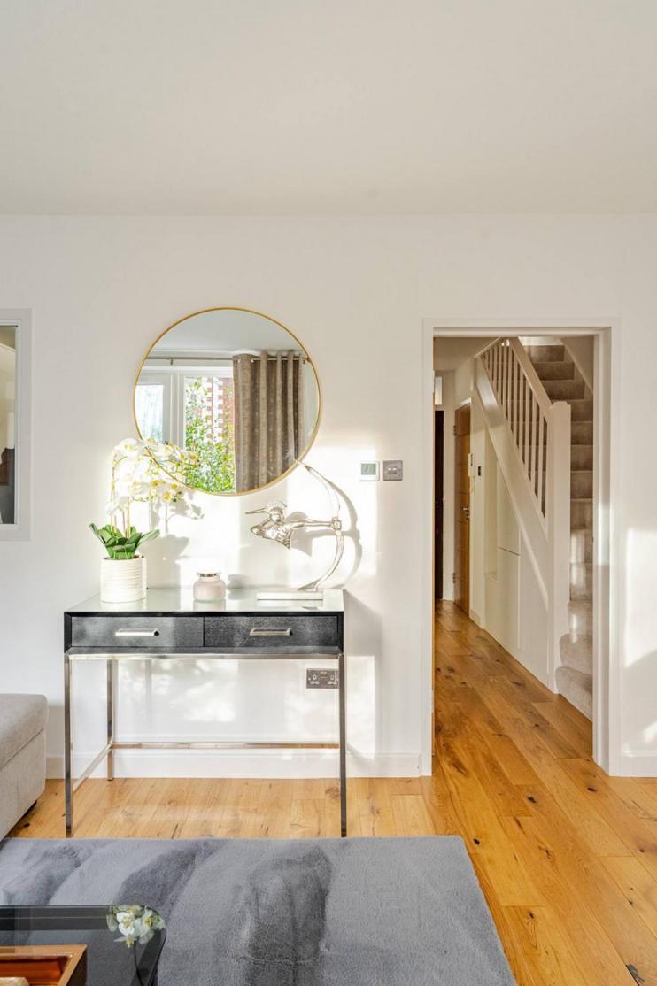 3 Bed Luxe And Cosy Maryleborne Retreat London
