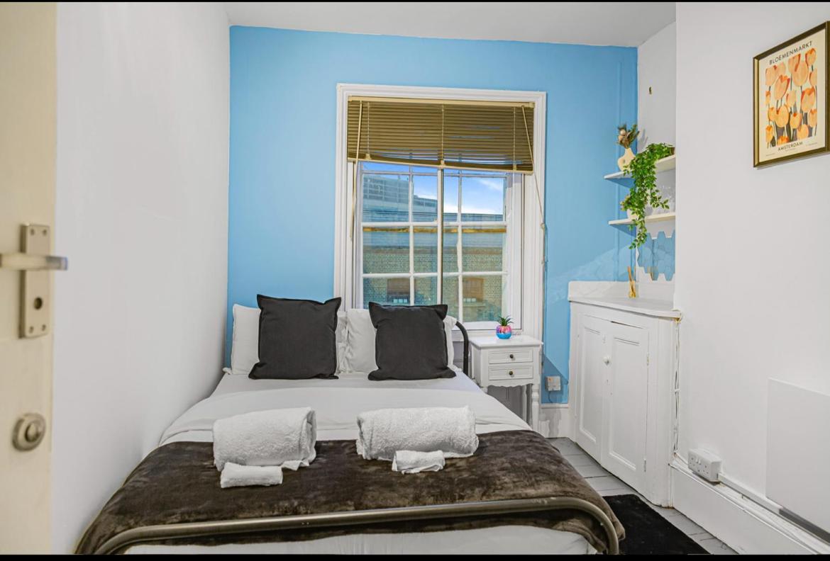 Camden Escape Apartment