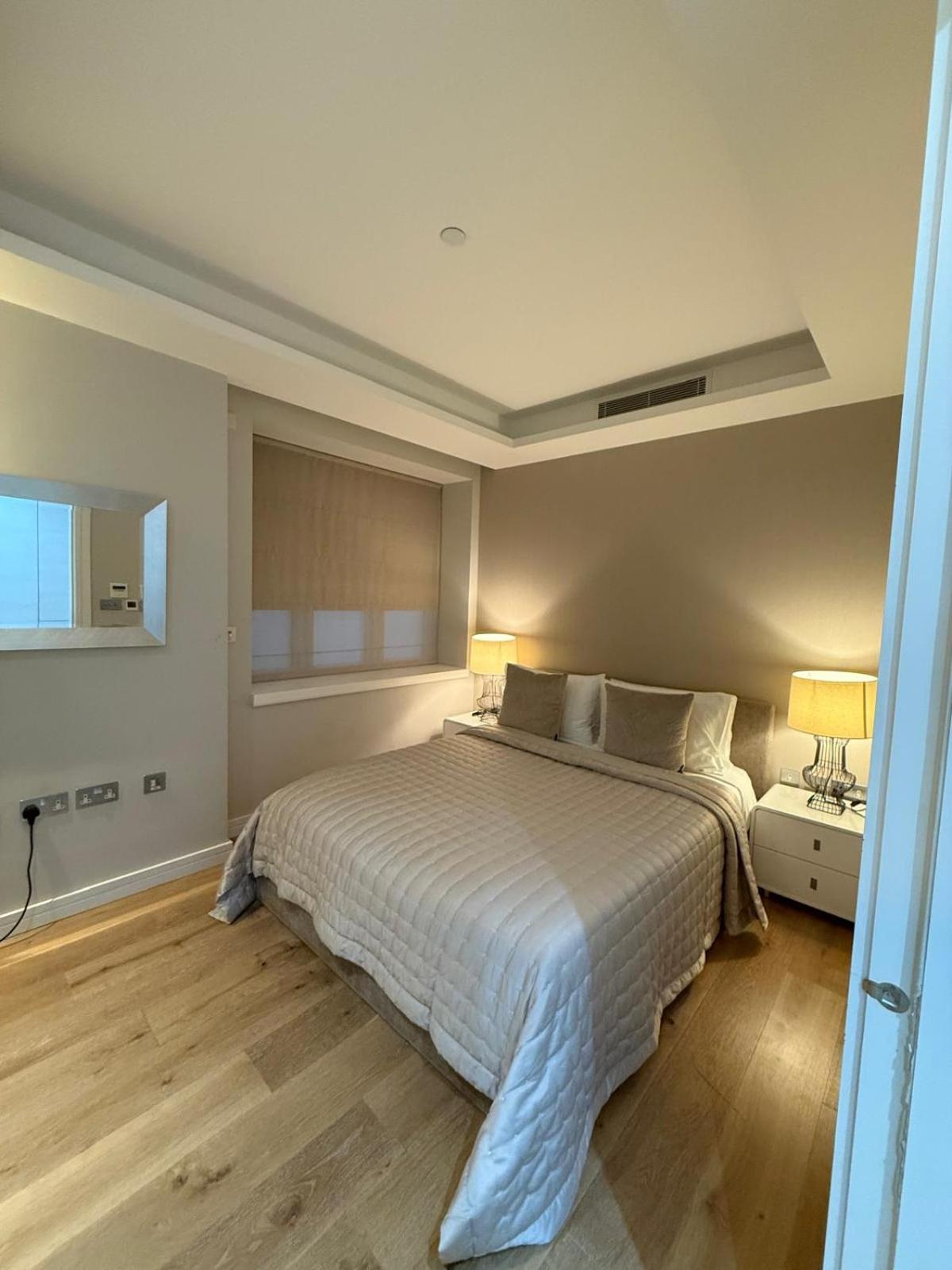 Covent Garden Modern Luxury Sleeps 5